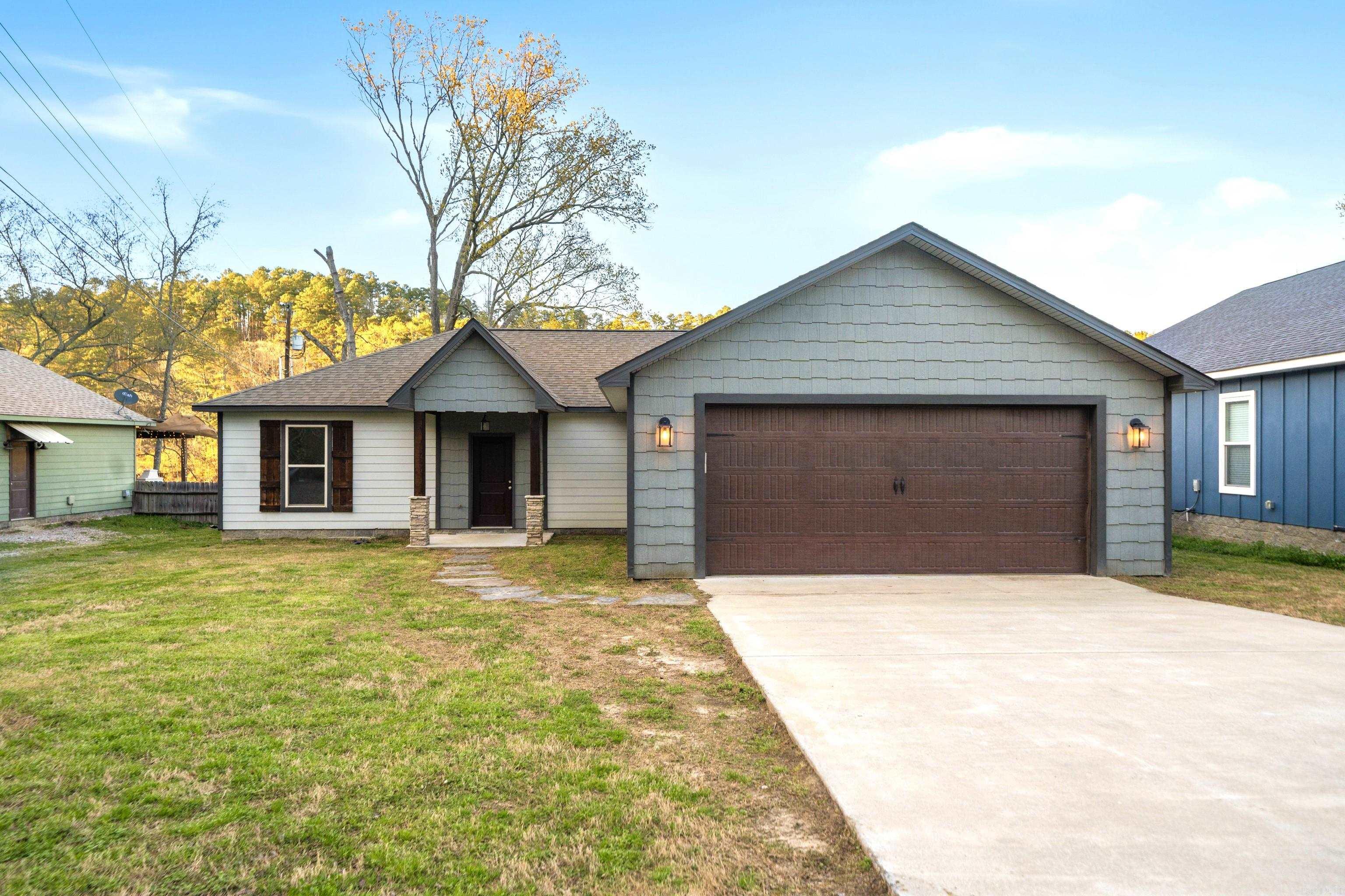 CHEROKEE BEACH LAKE ESTATES - Residential