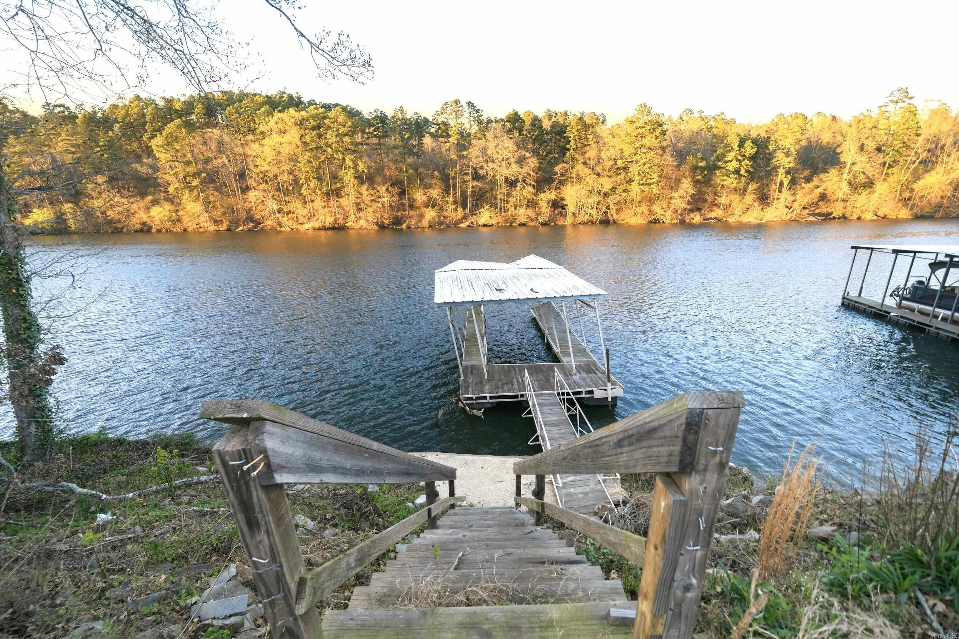 CHEROKEE BEACH LAKE ESTATES - Residential