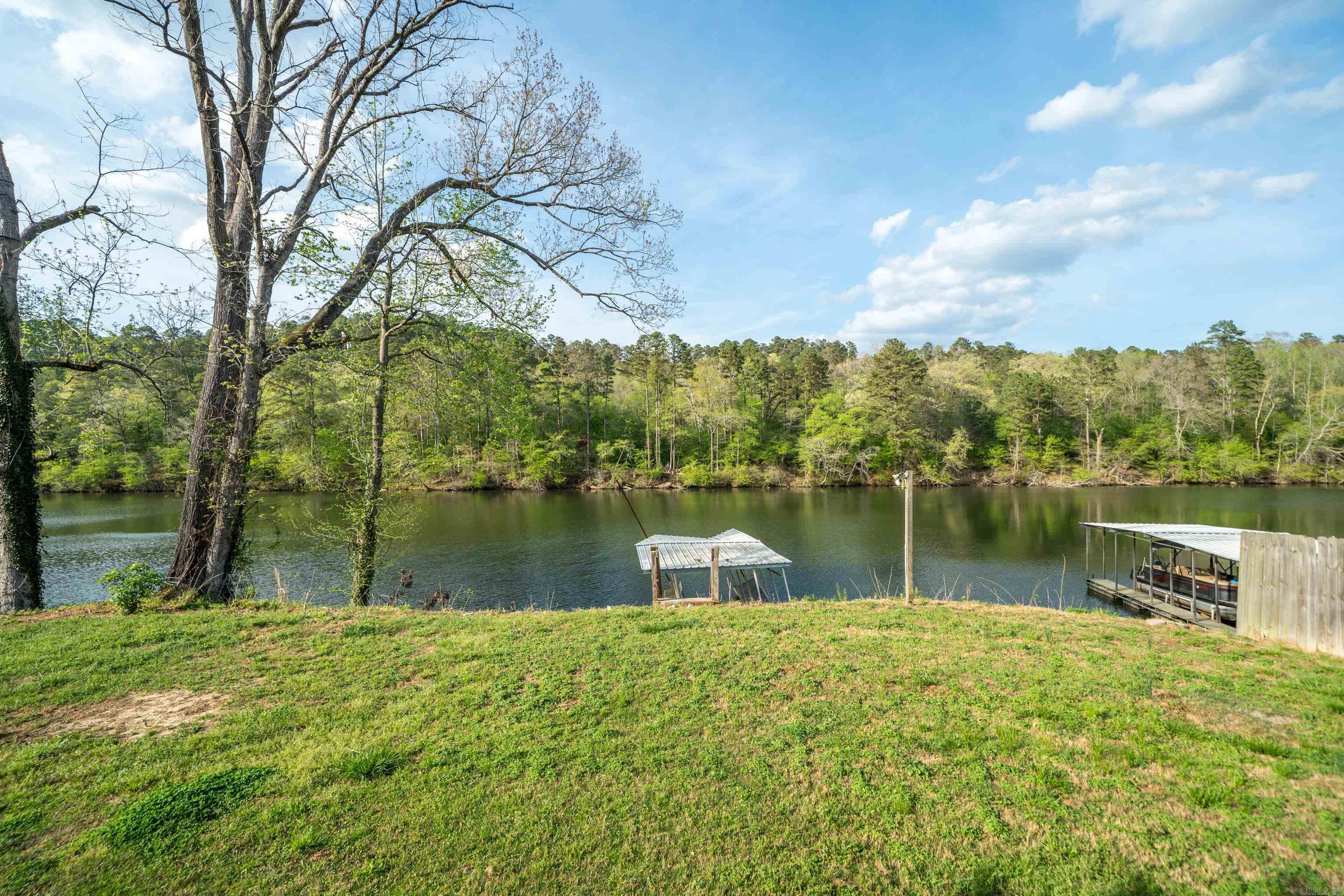 CHEROKEE BEACH LAKE ESTATES - Residential