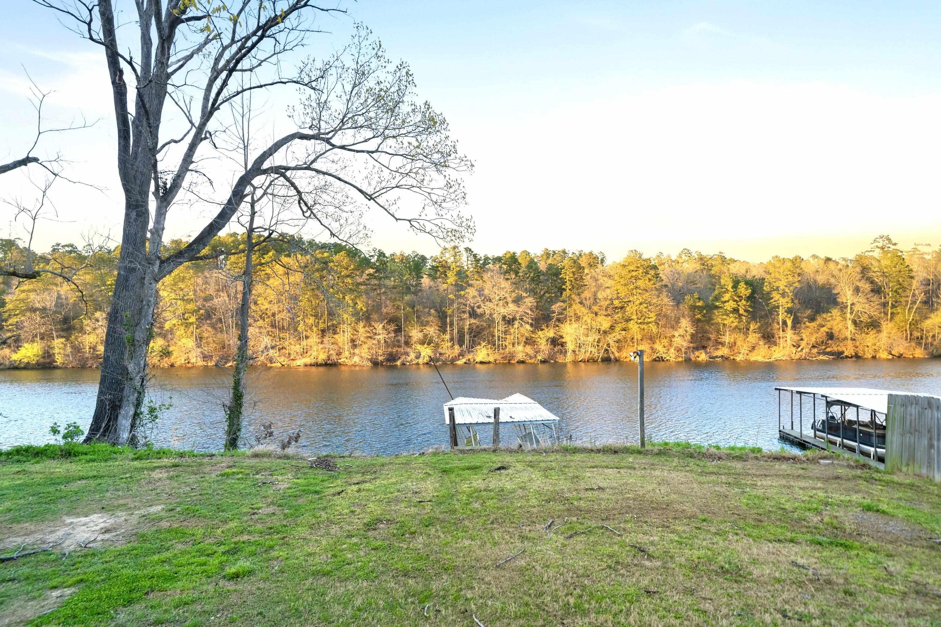 CHEROKEE BEACH LAKE ESTATES - Residential