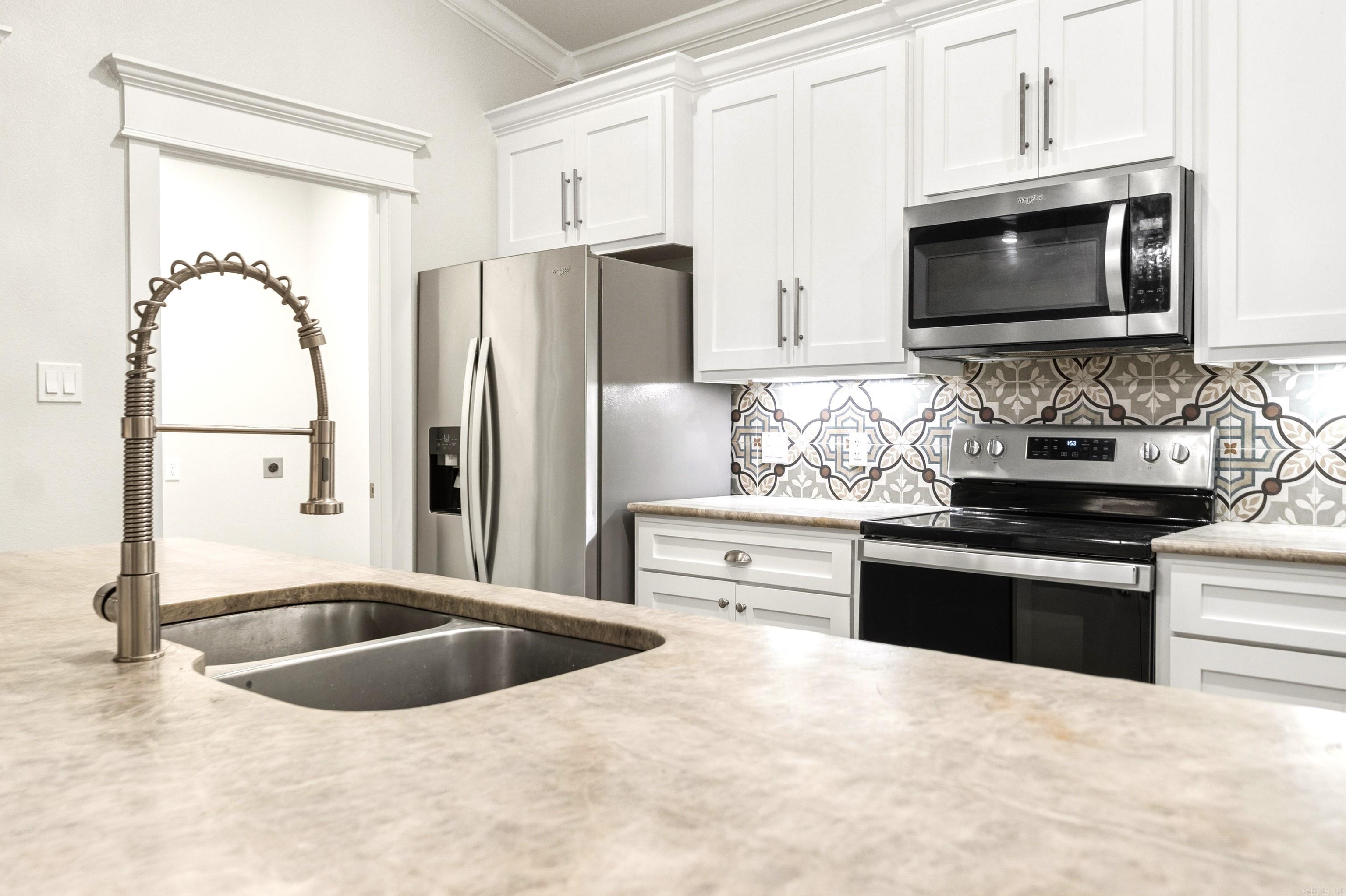 CHEROKEE BEACH LAKE ESTATES - Residential