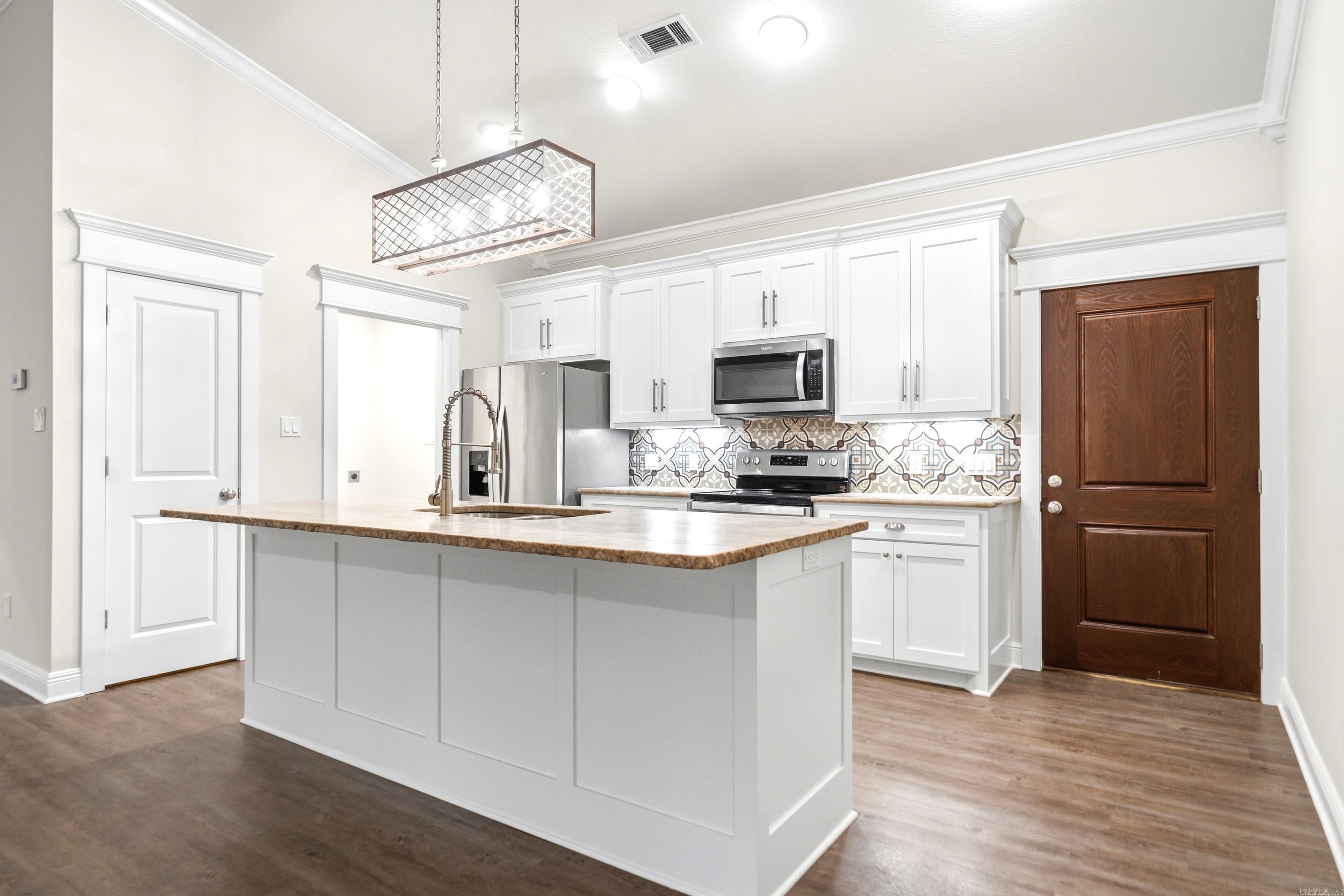 CHEROKEE BEACH LAKE ESTATES - Residential