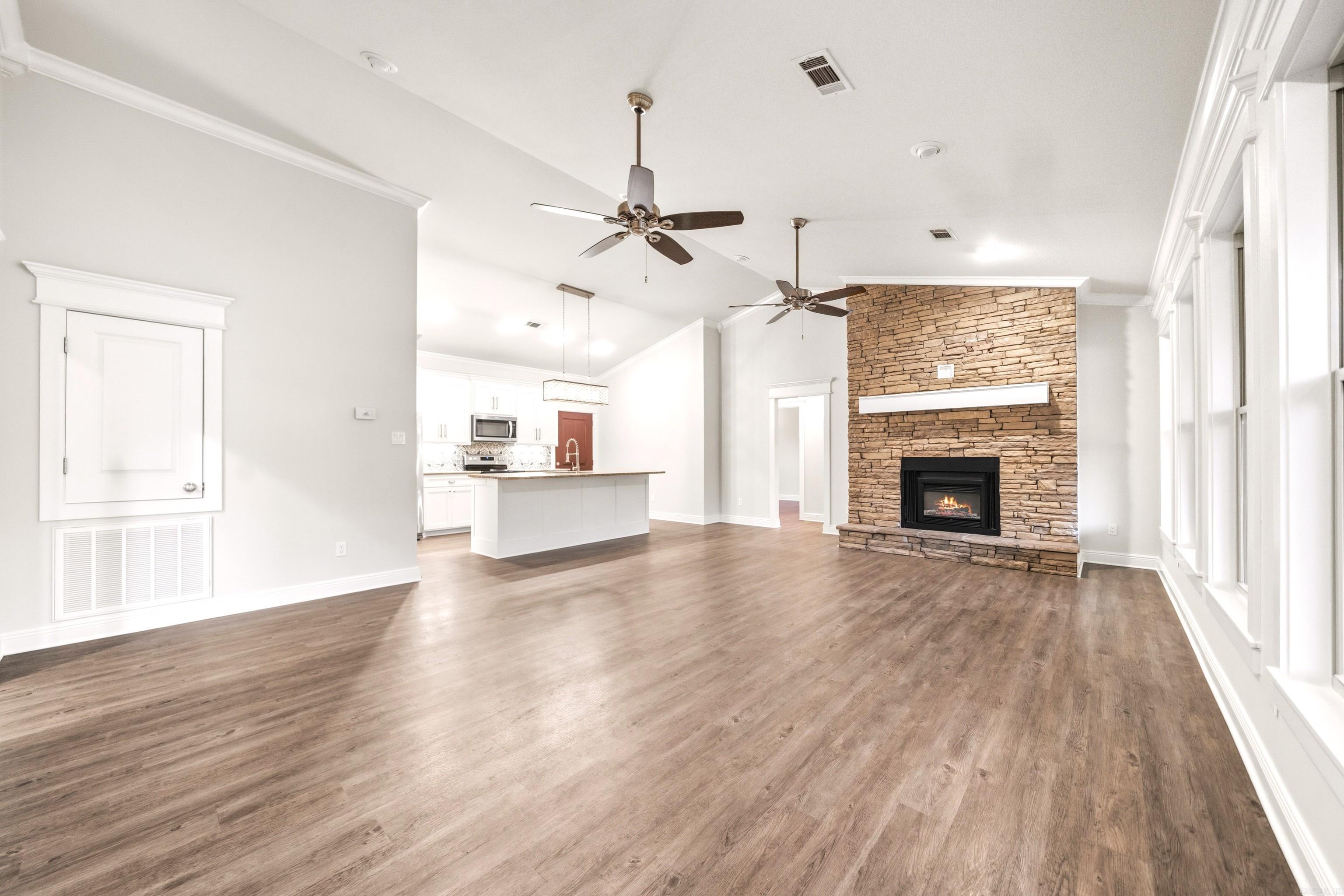 CHEROKEE BEACH LAKE ESTATES - Residential