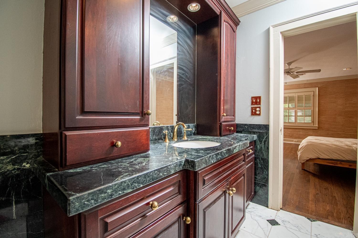 Mellors 4th - Residential