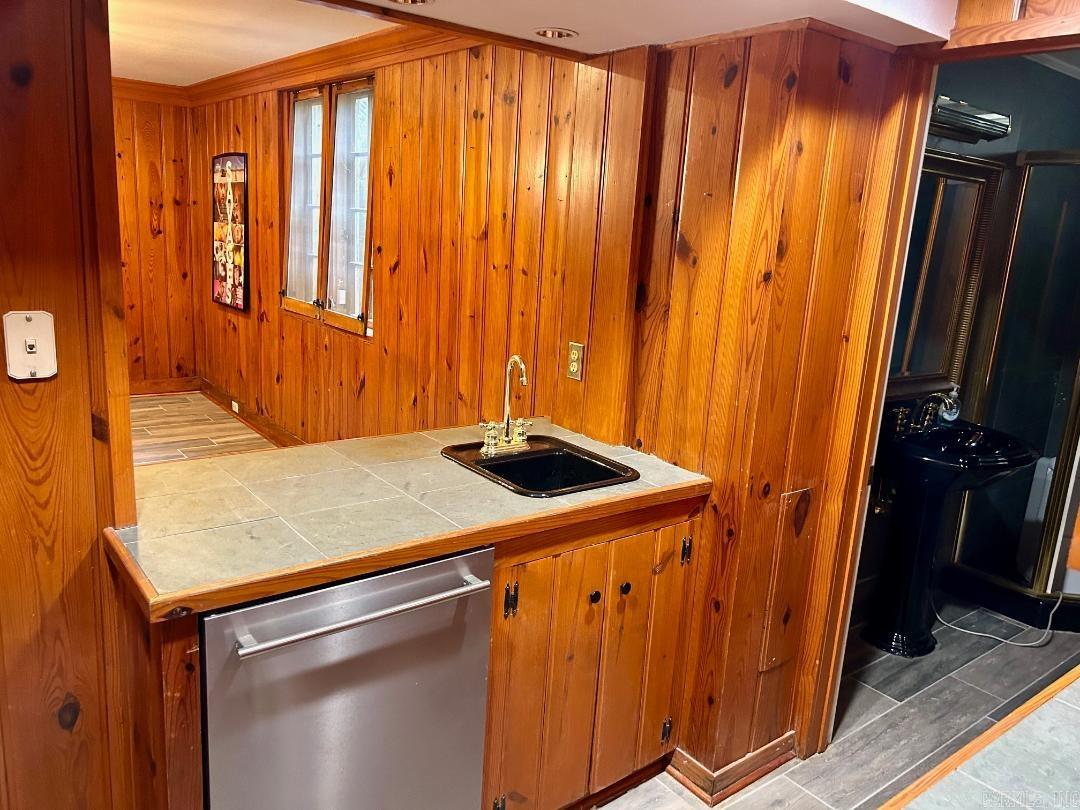 Mellors 4th - Residential