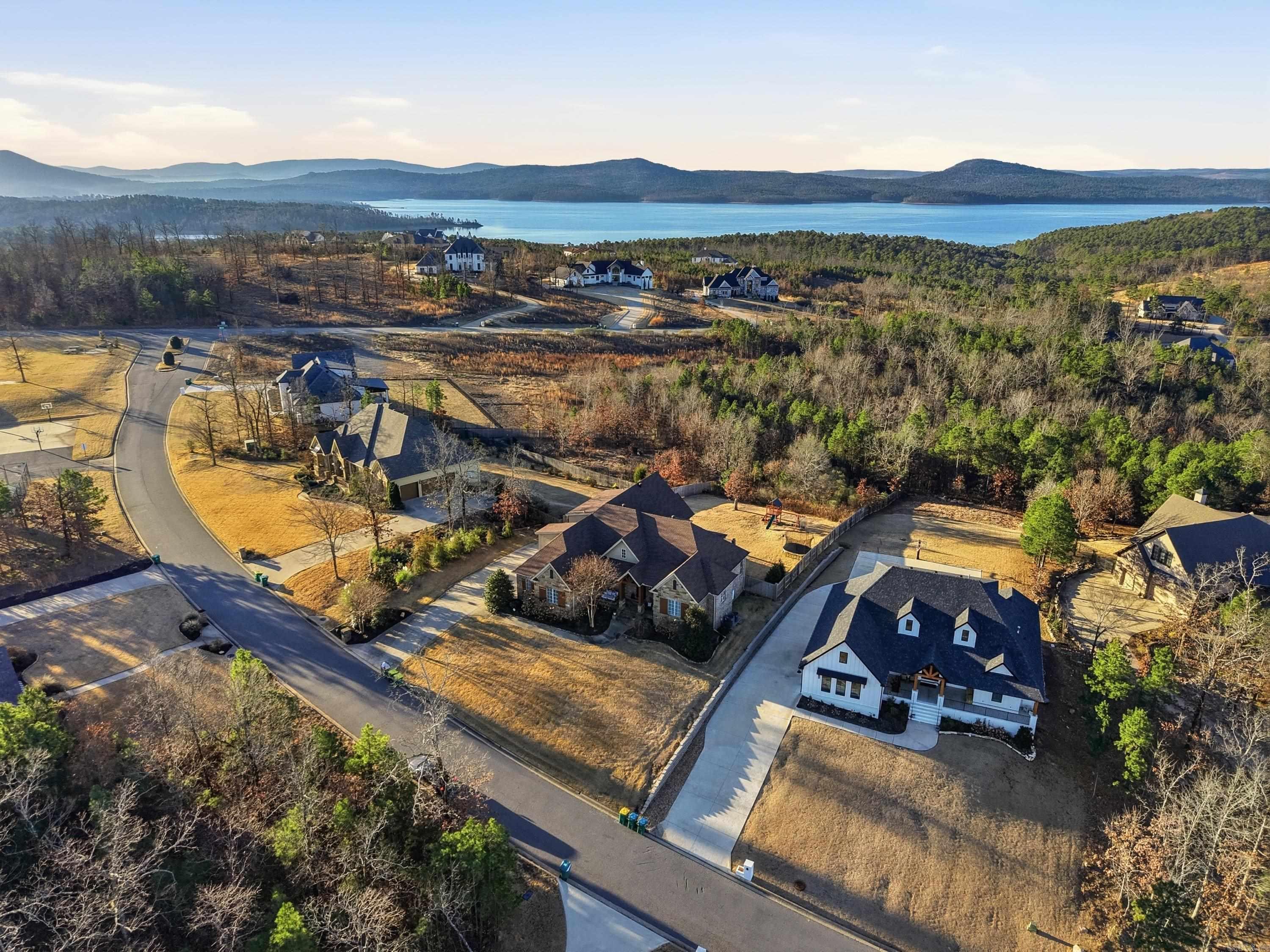 WATERVIEW ESTATES - Residential