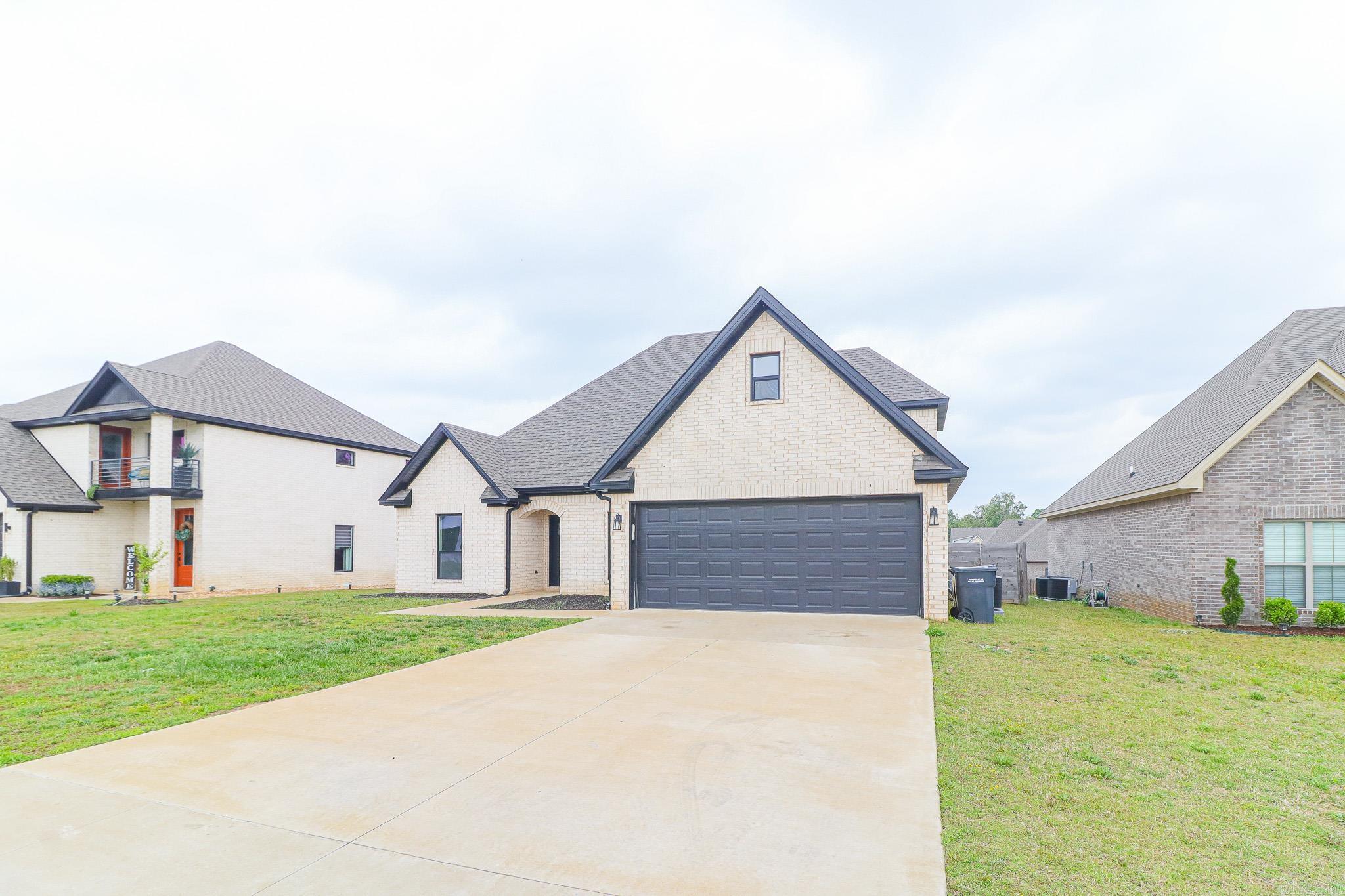 PROSPECT VILLAGE - Residential