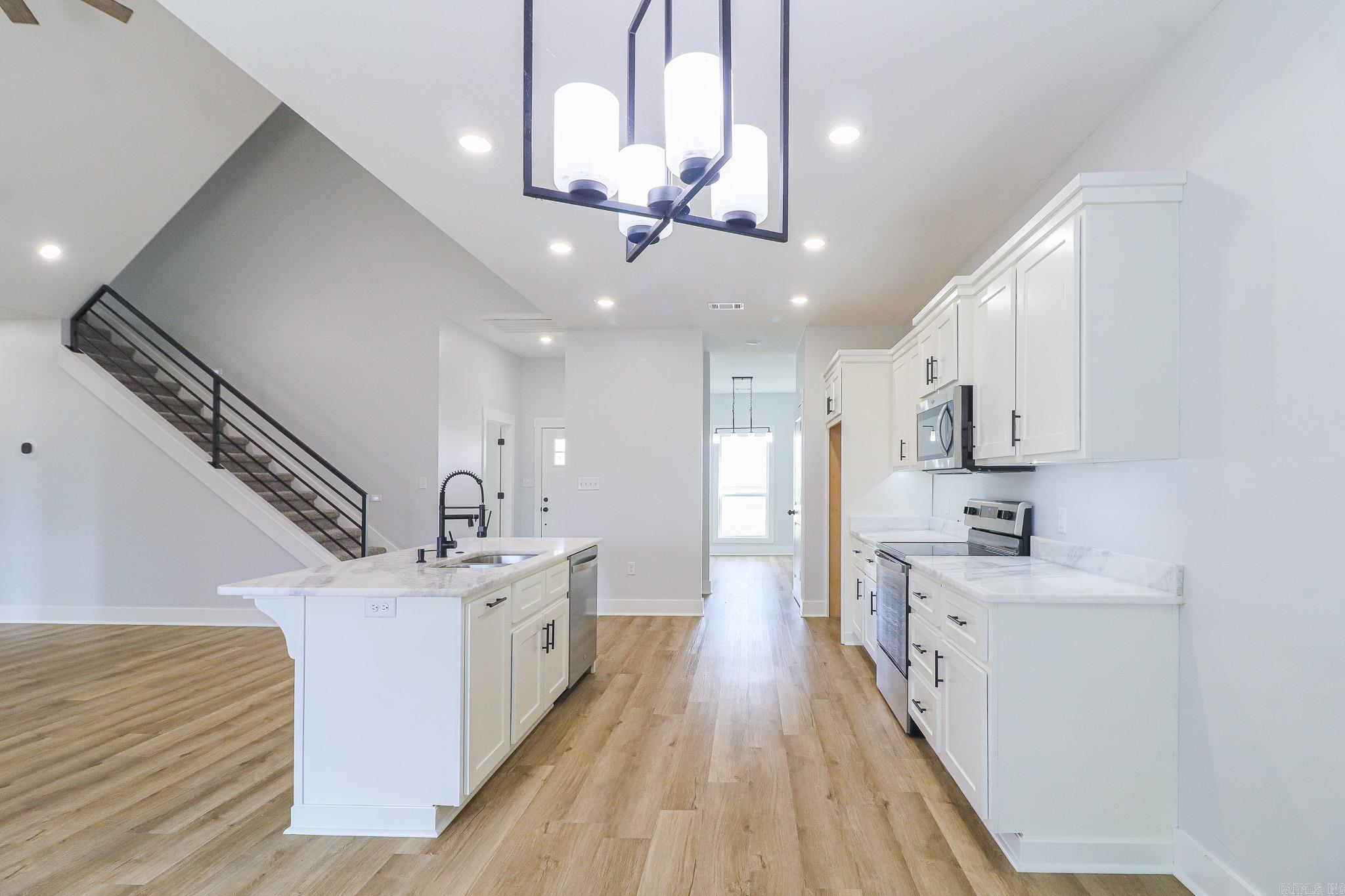 PROSPECT VILLAGE - Residential
