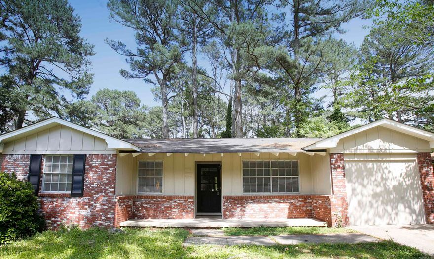 Charming 4BD/1.5BA in Little Rock that is waiting for you to call home. Living room opens up to eat-in-kitchen. Granite countertops in kitchen. Plenty of space in bedrooms. Large yard perfect for anyone with kids or pets. This property is managed by Hoffman Team so beware of scammers - we will never ask you to Cashapp us money. The lease for this property is for 18 months to 2 years with a 3% increase after the first year. Income must be 3x the amount of rent per month unless you have a housing voucher. Deposit, first month’s rent, and the $50 administration fee due before move in.