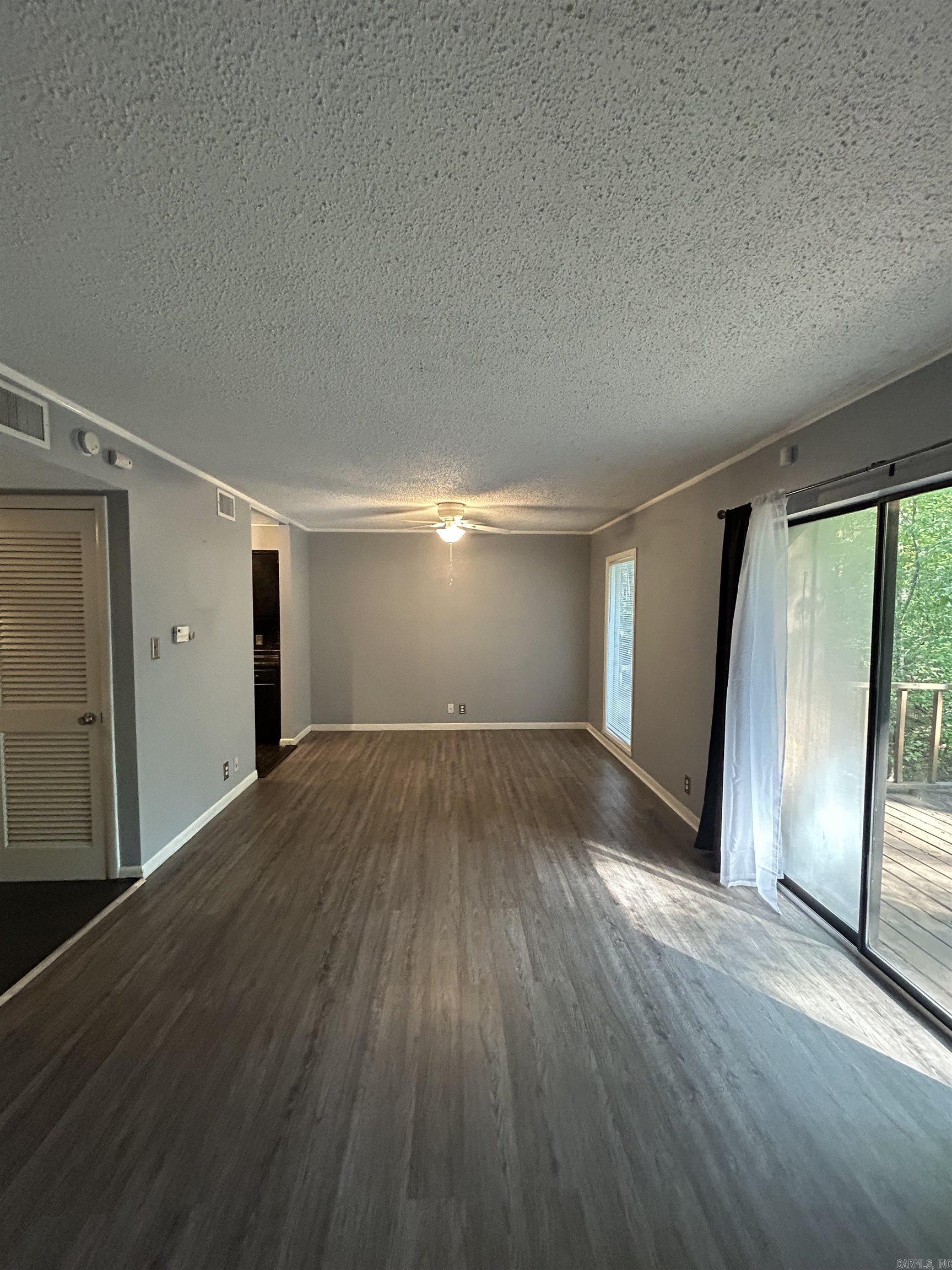 Desoto Courts Townhouse - Residential