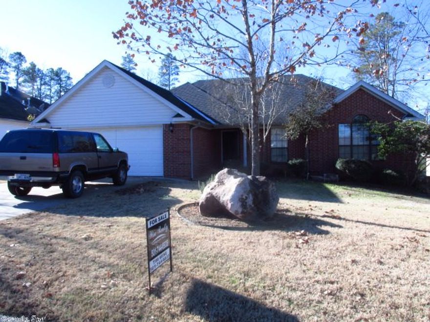 Great home on Diamond Pointe DR that backs up to green space.  Home features 2 car garage, gas fireplace, ceiling fans and walk-in closets.  Laundry room is inside.  home is close to all the conveniences of Maumelle shopping.  Home warranty provided by First American Home Buyers Protection Corp.  Sq. Ft. approx. measuring is encouraged.