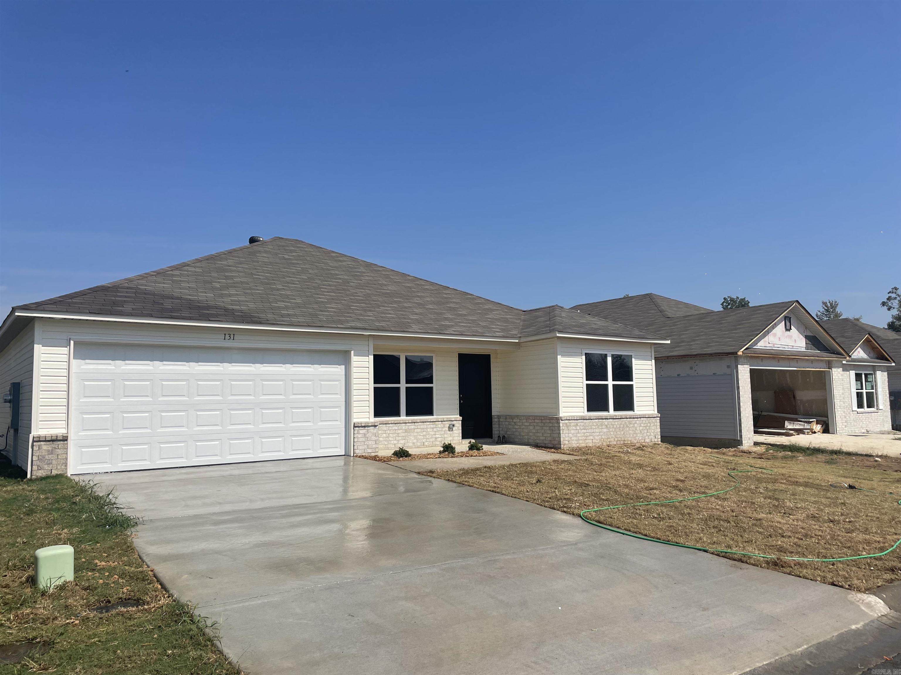 CYPRESS BEND AT WHITE OAK CROSSI - Residential
