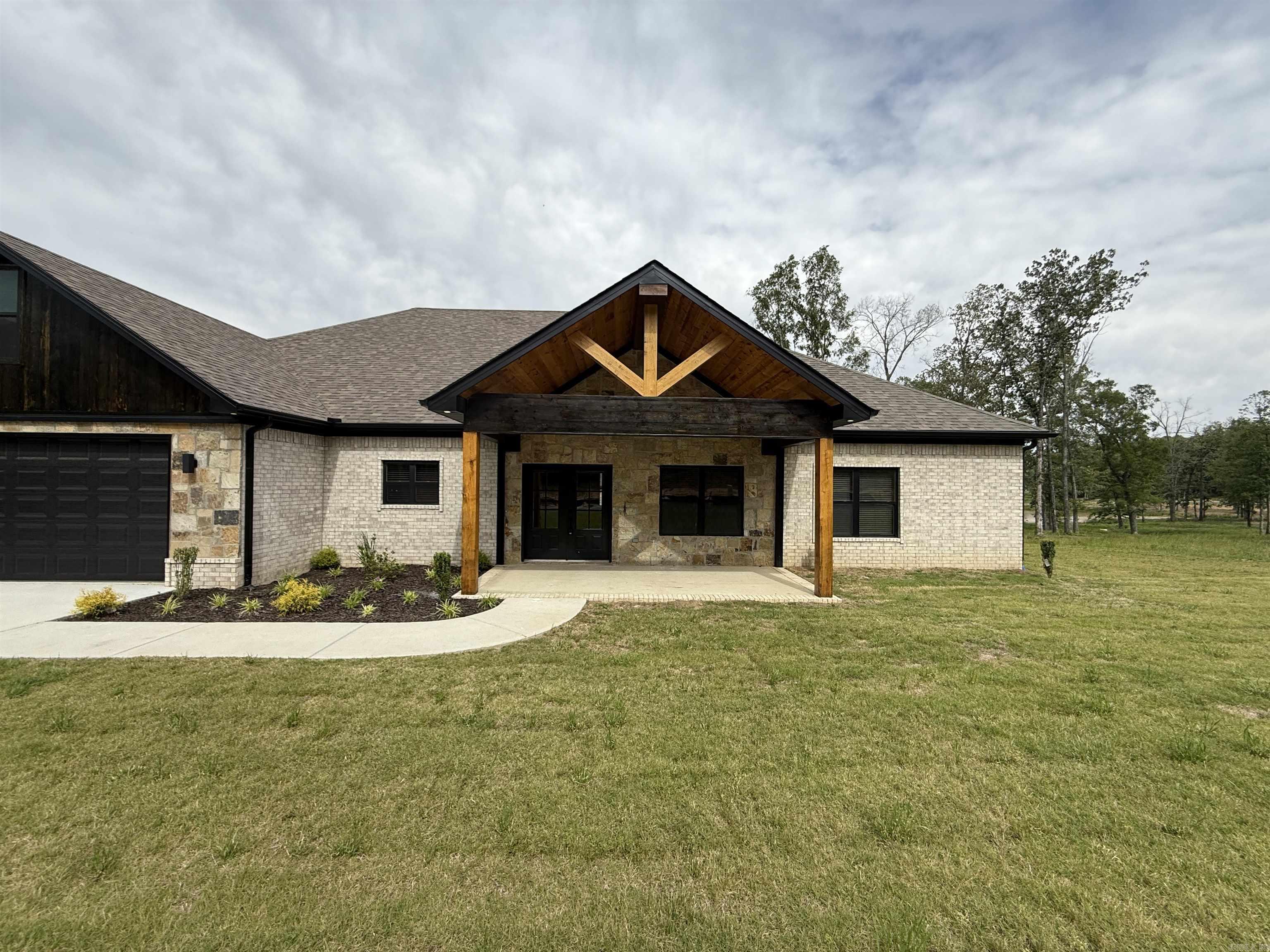 STAGECOACH ESTATES - Residential