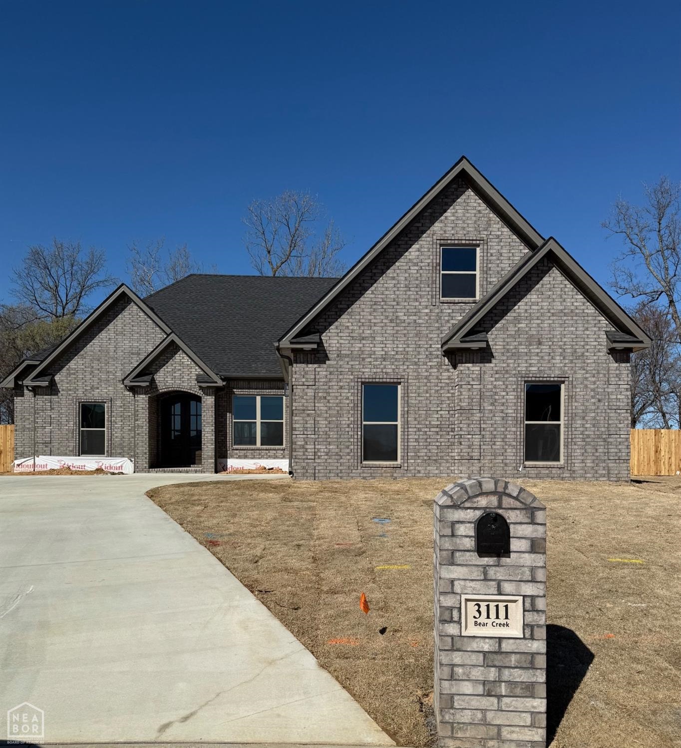 Sarah Crossing - Residential