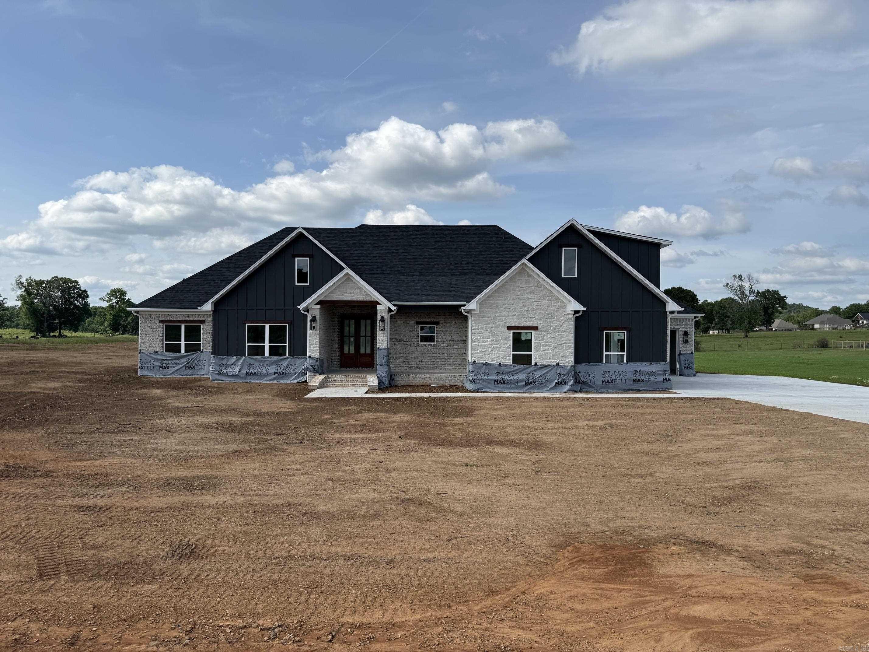 REPUBLICAN VALLEY ESTATES - Residential