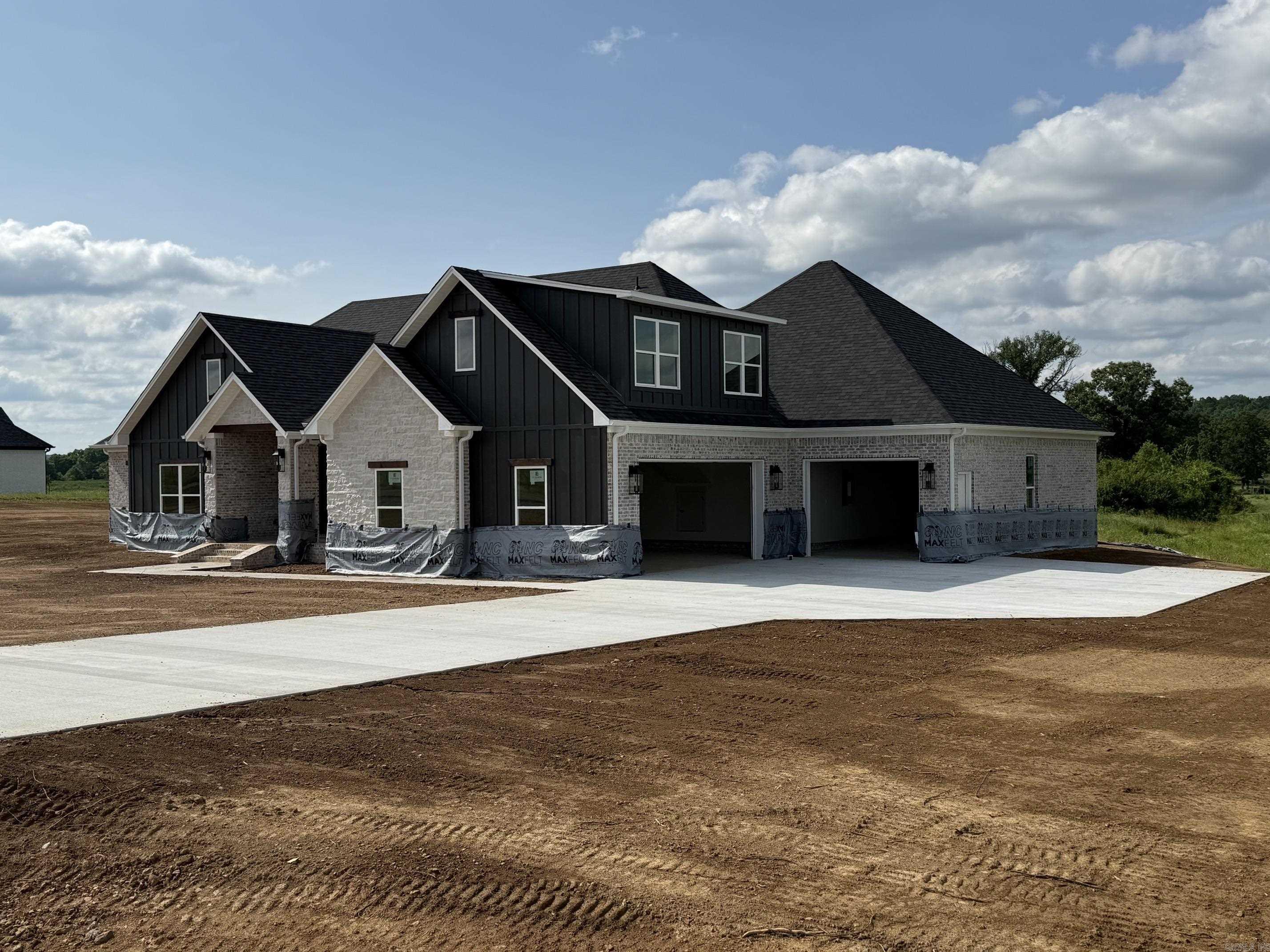 REPUBLICAN VALLEY ESTATES - Residential