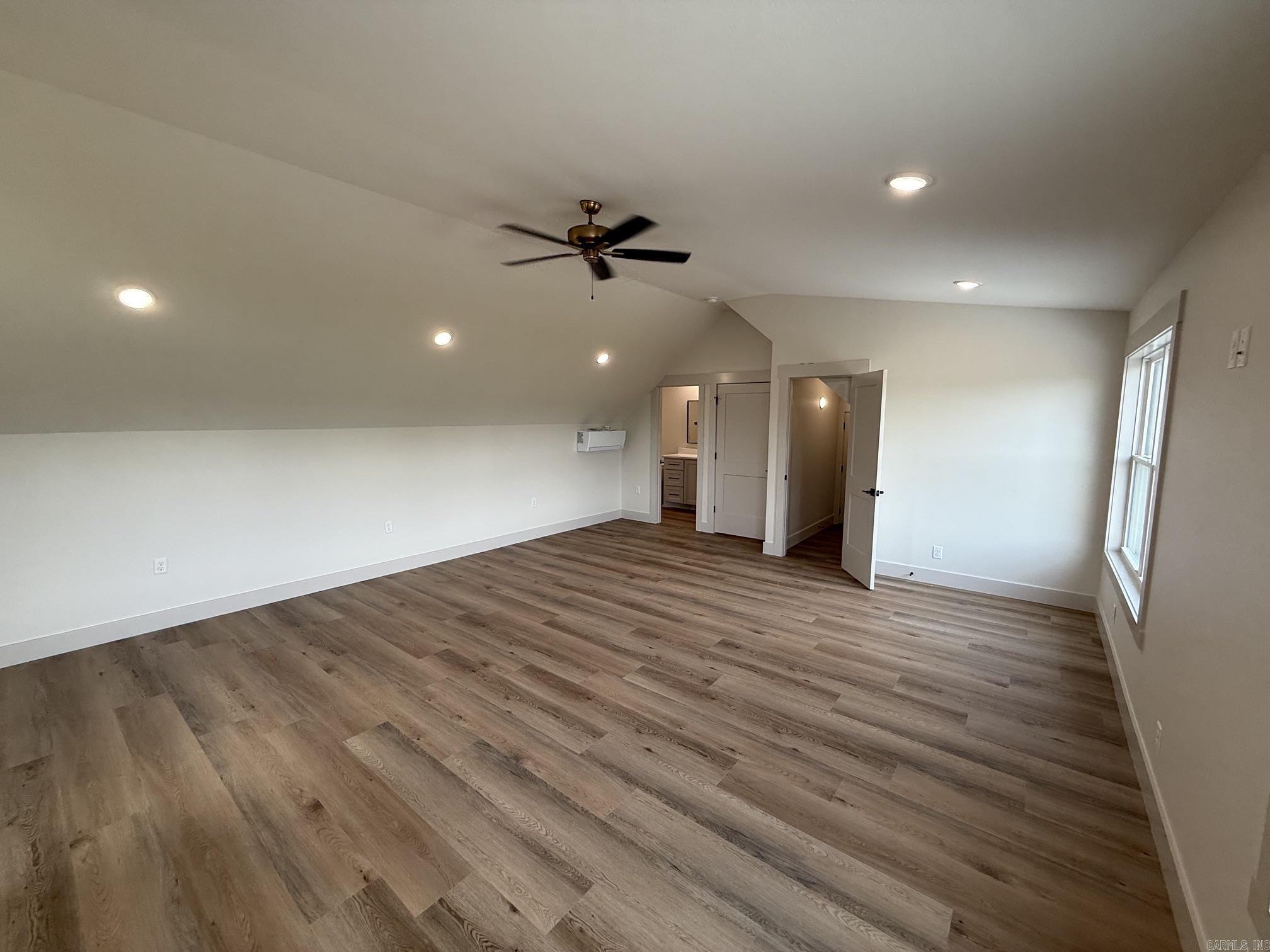 REPUBLICAN VALLEY ESTATES - Residential