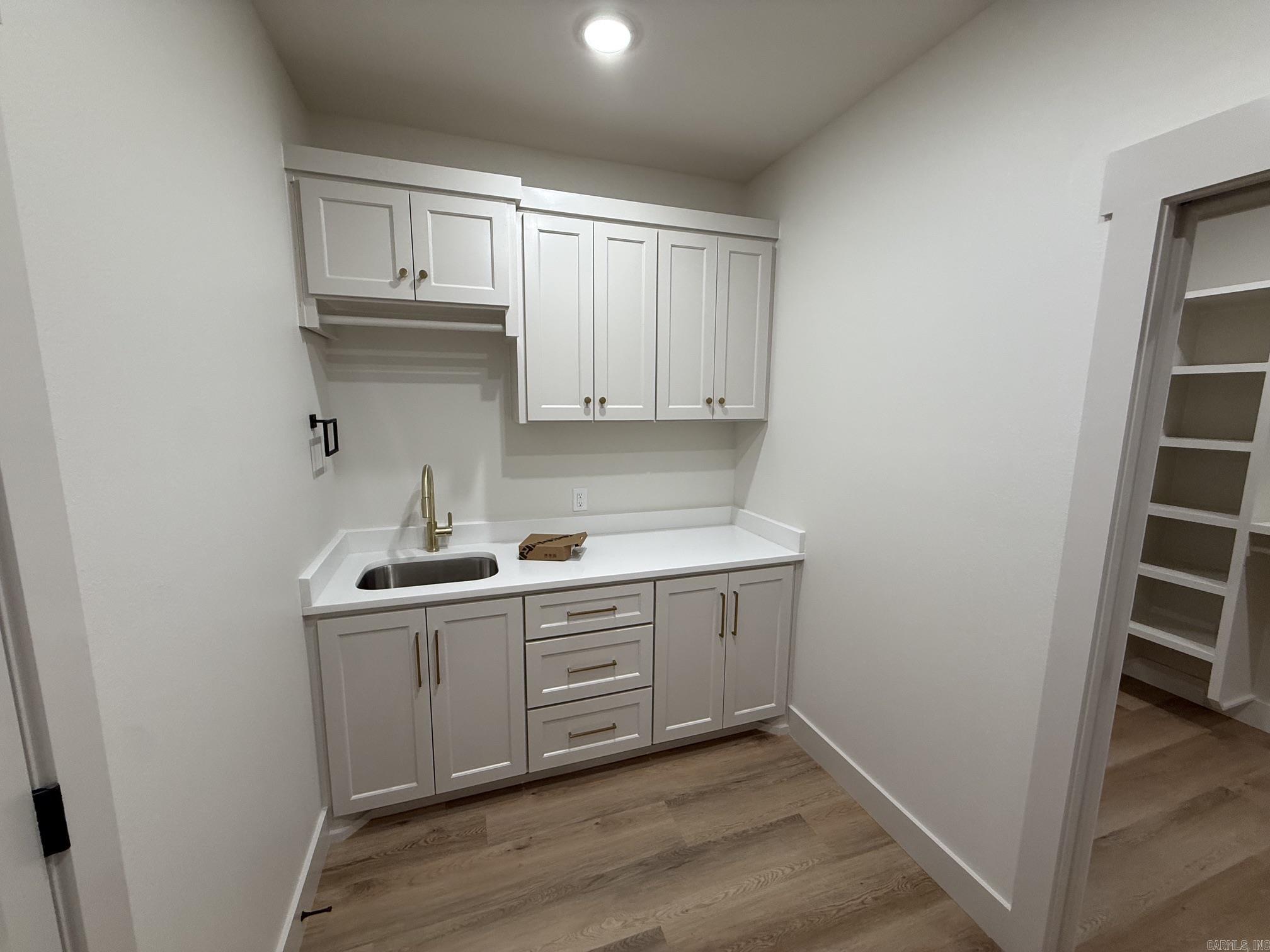 REPUBLICAN VALLEY ESTATES - Residential