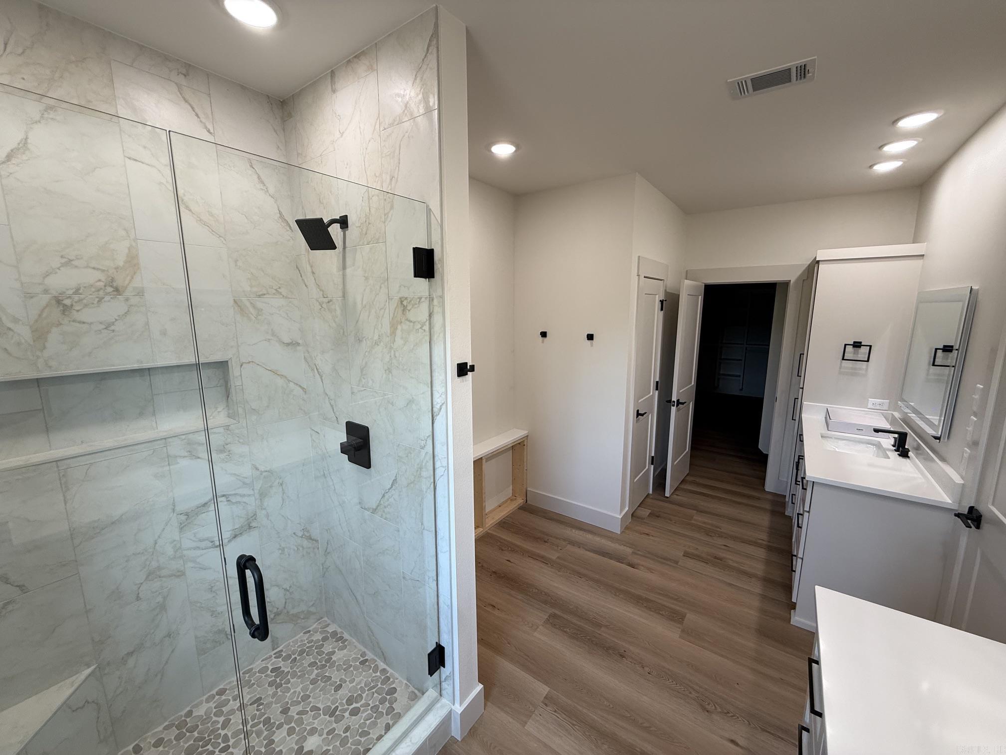 REPUBLICAN VALLEY ESTATES - Residential