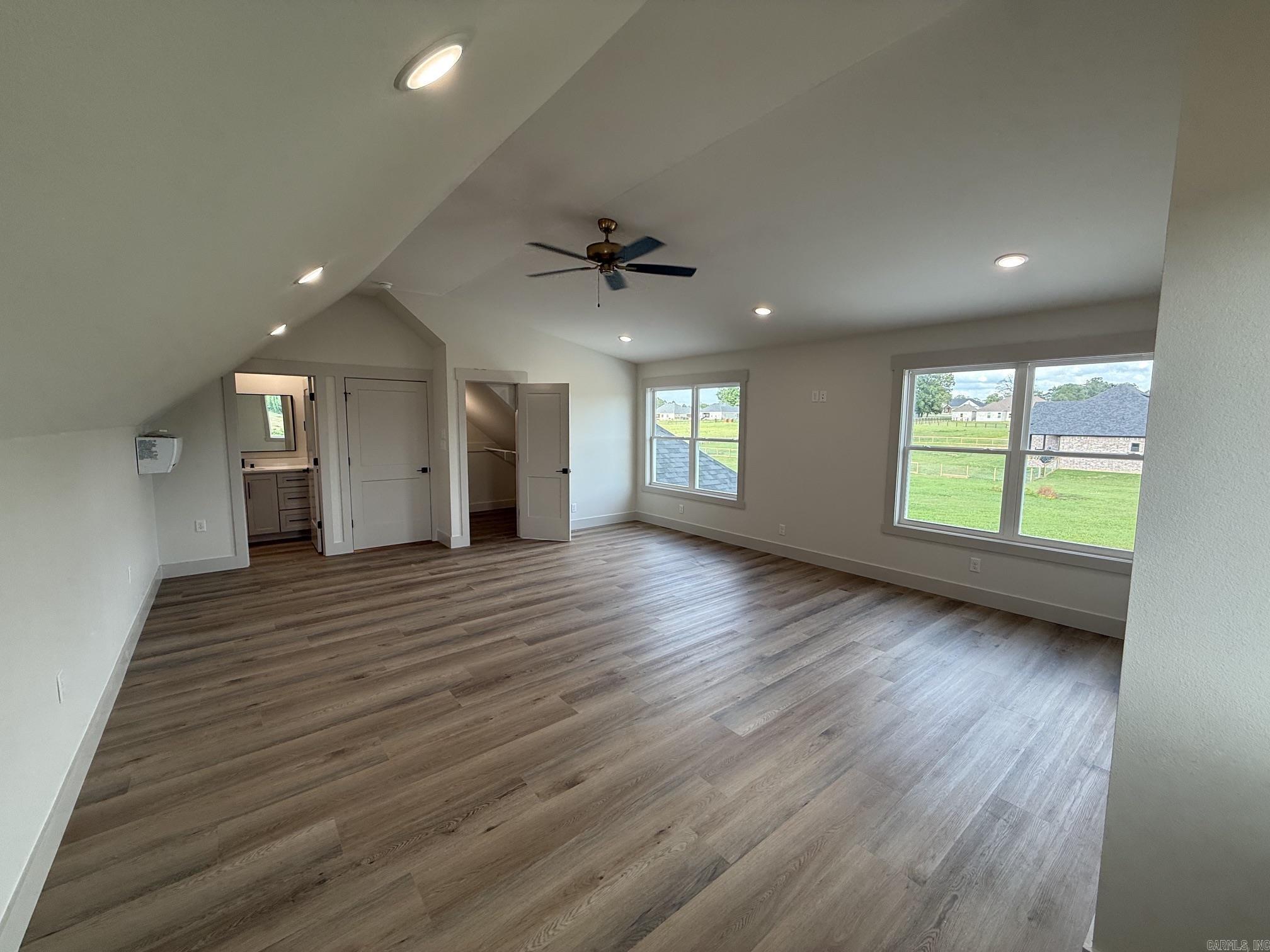 REPUBLICAN VALLEY ESTATES - Residential