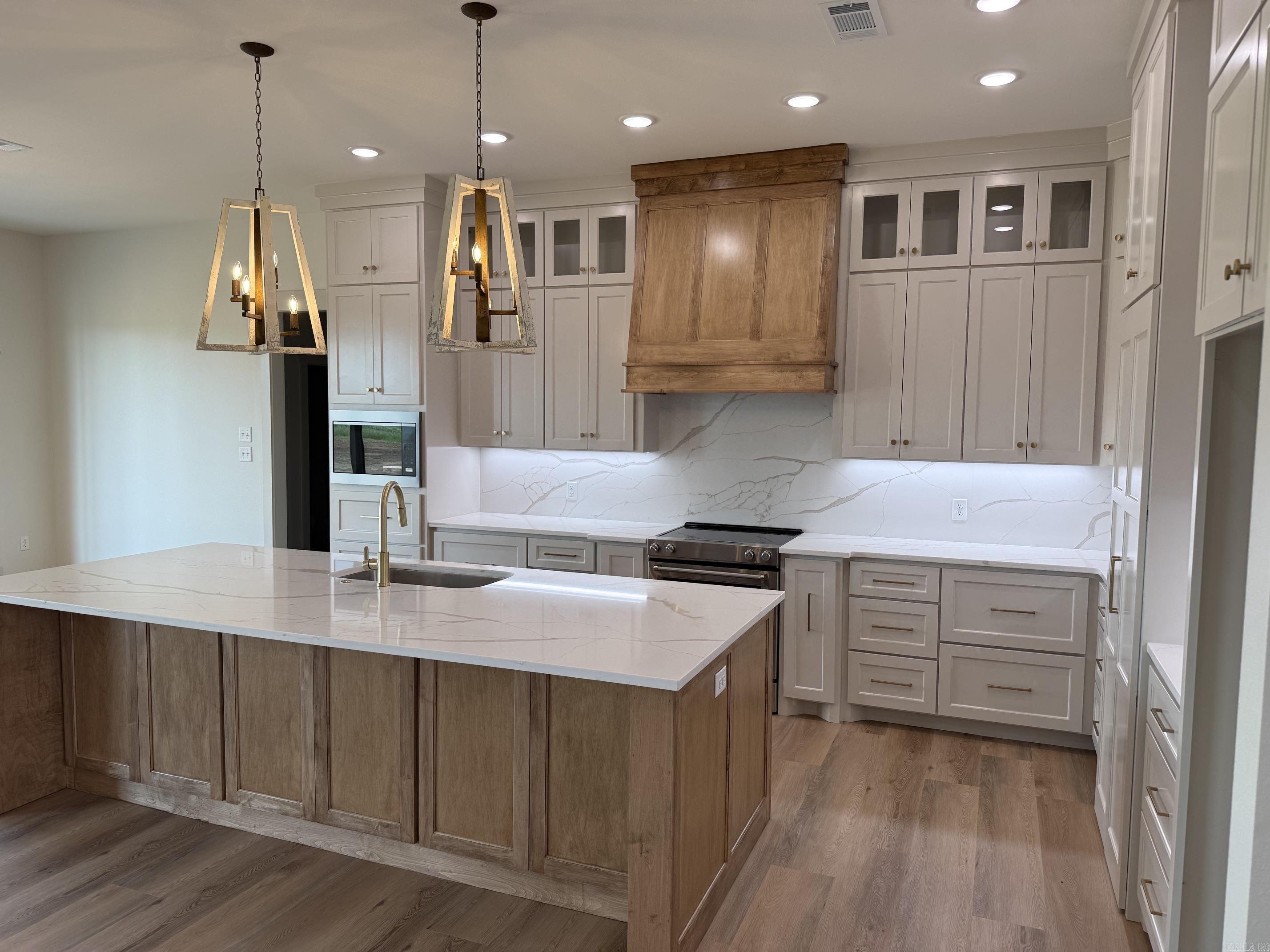 REPUBLICAN VALLEY ESTATES - Residential