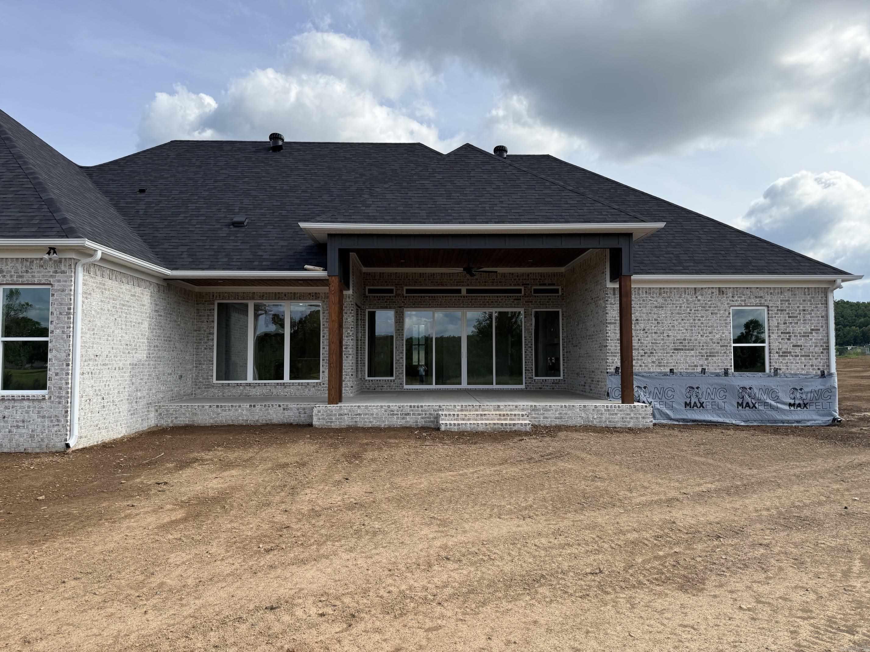 REPUBLICAN VALLEY ESTATES - Residential