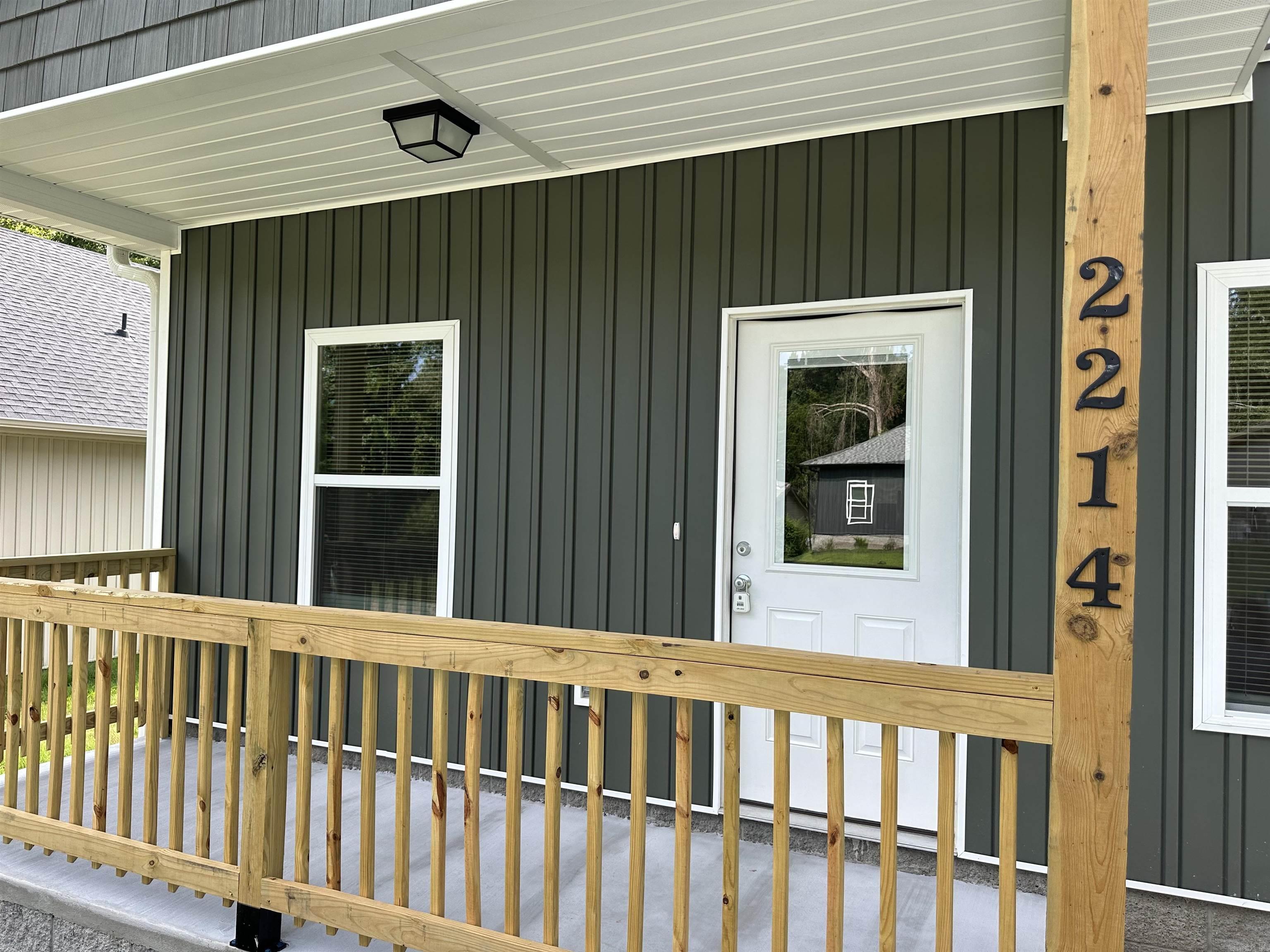 Hicks Interurban - Residential Lease