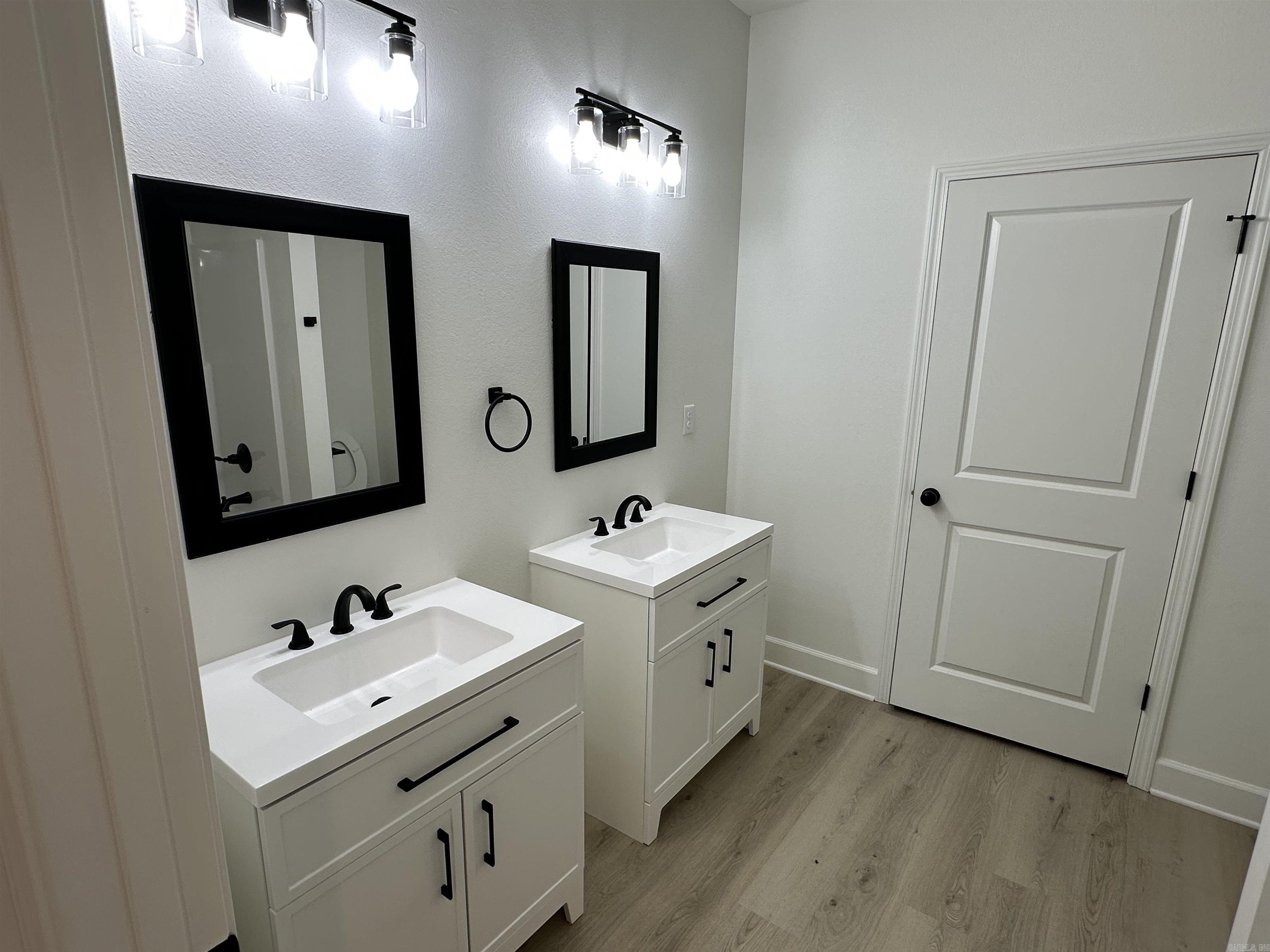 Hicks Interurban - Residential Lease