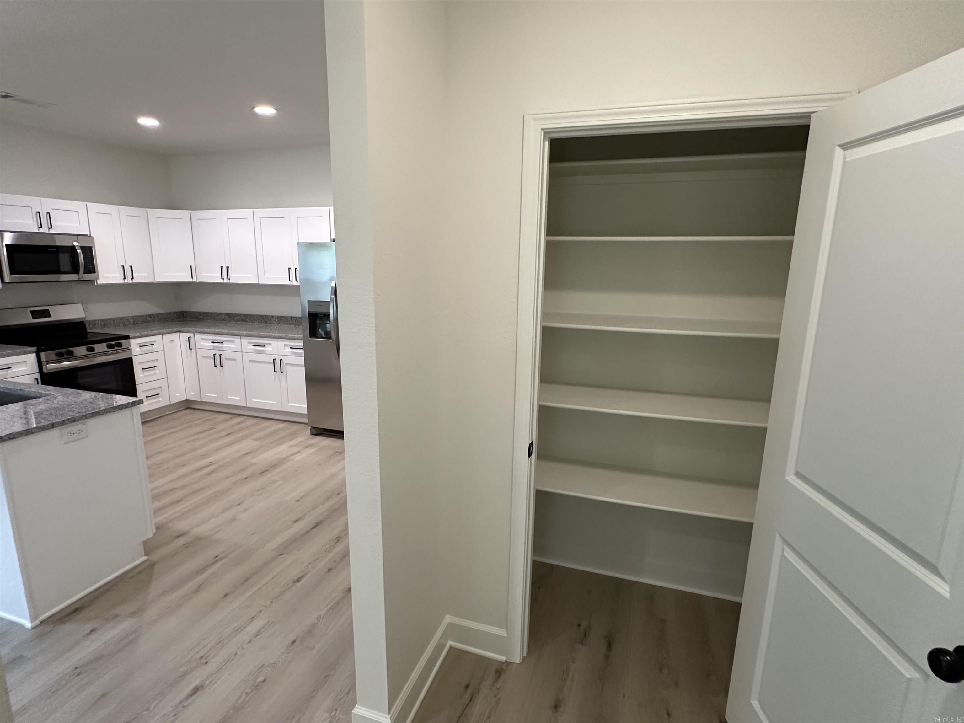 Hicks Interurban - Residential Lease