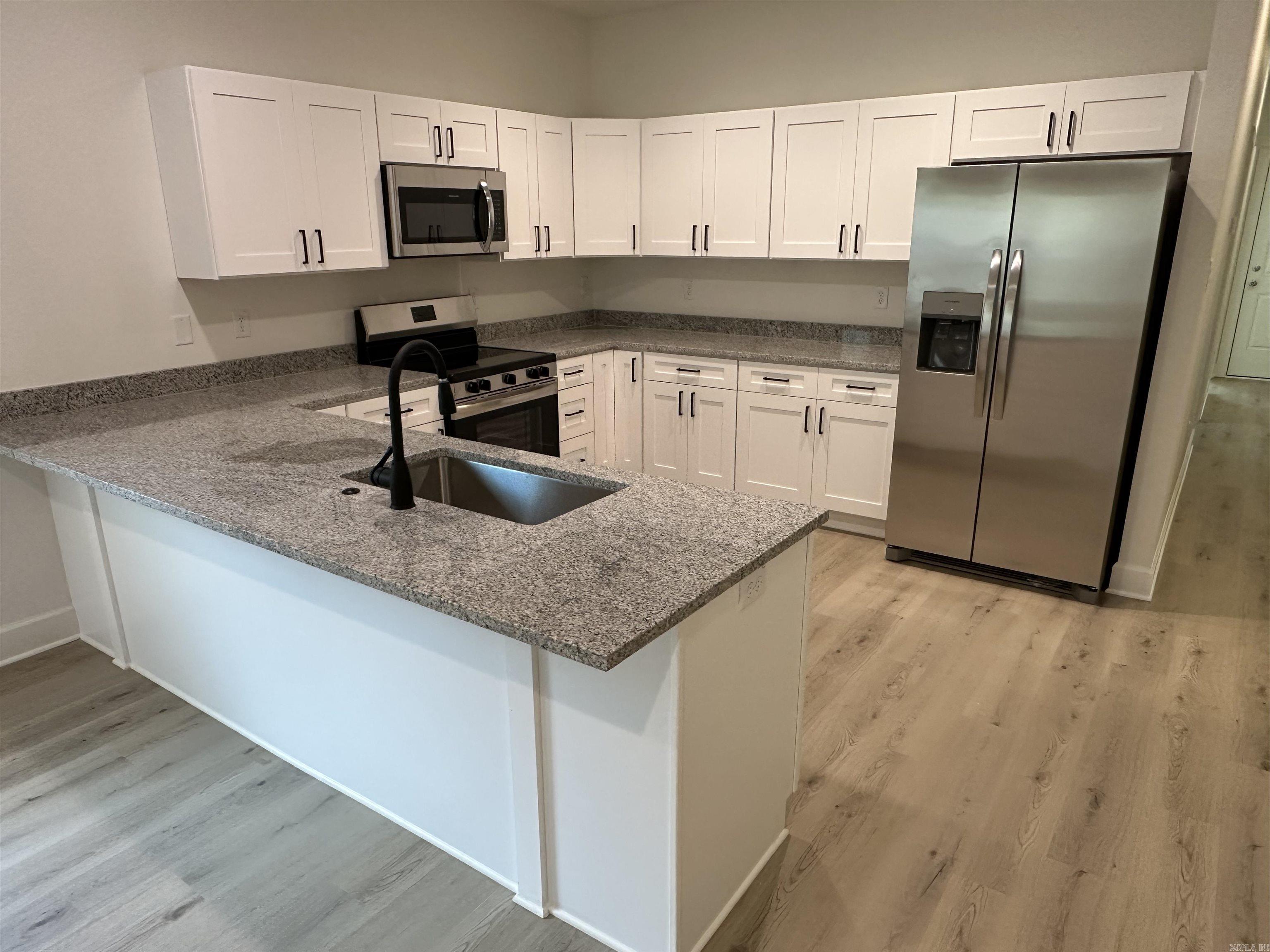 Hicks Interurban - Residential Lease