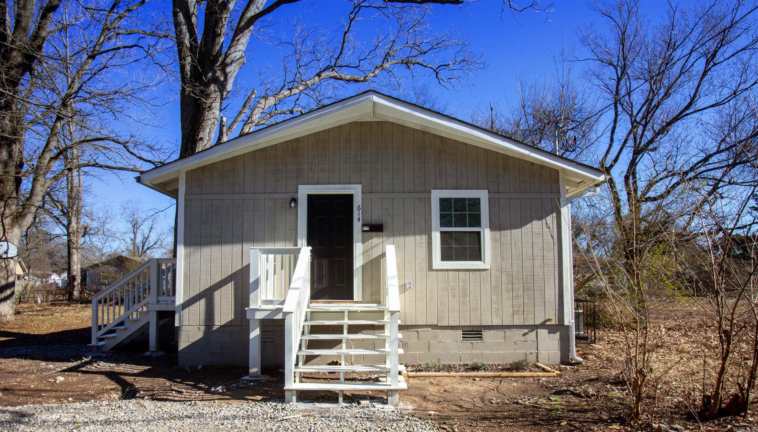 Great 3BD in NLR that is waiting for you to call home. Vinyl flooring throughout living spaces and carpet in bedrooms. Living room leads to dining/kitchen combo. Granite counters in the kitchen. Plenty of yard space. This property is managed by Hoffman Team so beware of scammers - we will never ask you to Cashapp us money. The lease for this property is for 18 months to 2 years with a 3% increase after the first year. Income must be 3x the amount of rent per month unless you have a housing voucher. Deposit, first month’s rent, and the $50 administration fee due before move in.