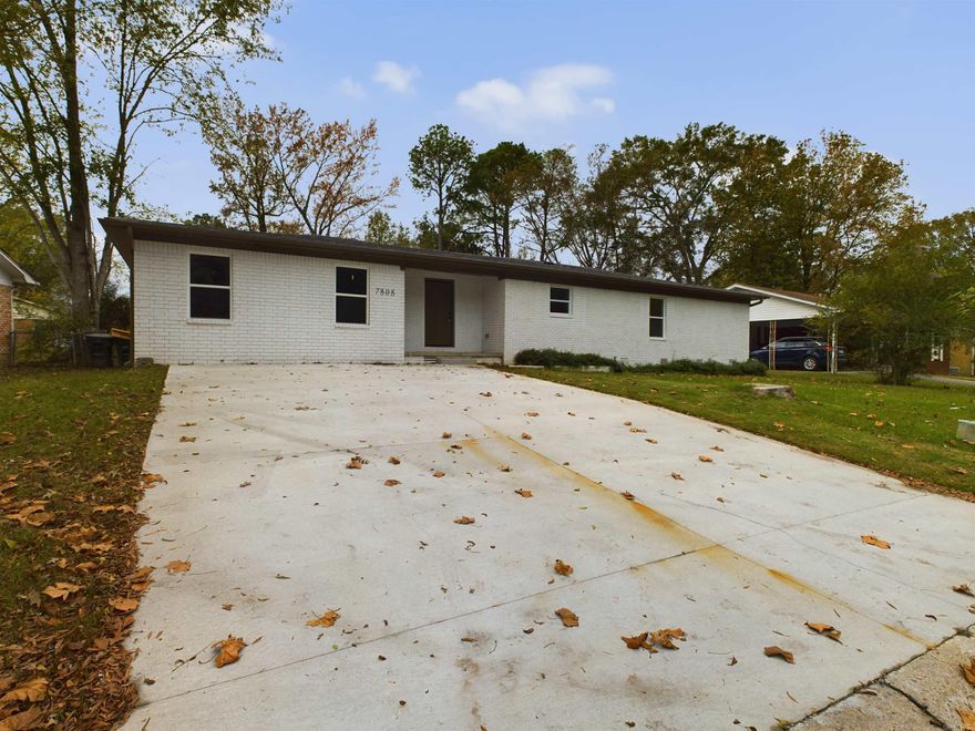 New Construction home with original foundation! New plumbing, wiring, sheetrock, roof, appliances, AC/Heat, windows, insulation etc. Ready for your family and extended family! Extra spacious with two lovely primary suites on opposite ends of the home, Granite counter tops, luxury vinyl plank flooring, Everything you ever wanted for the large family! Just 5 minutes or less from I-30, Super convenient location, very quiet neighborhood!