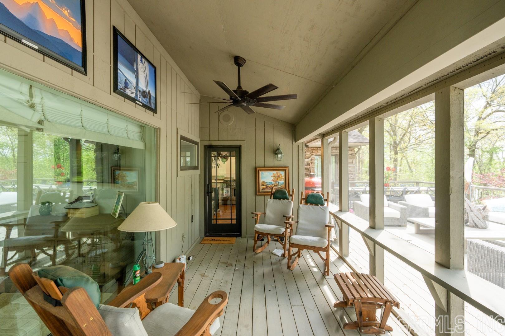 Eden Isle-Country Club - Residential