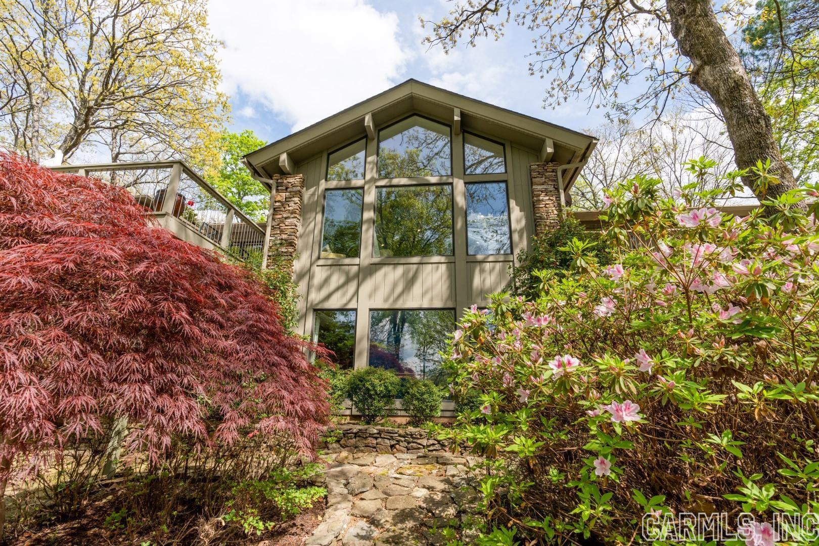 Eden Isle-Country Club - Residential