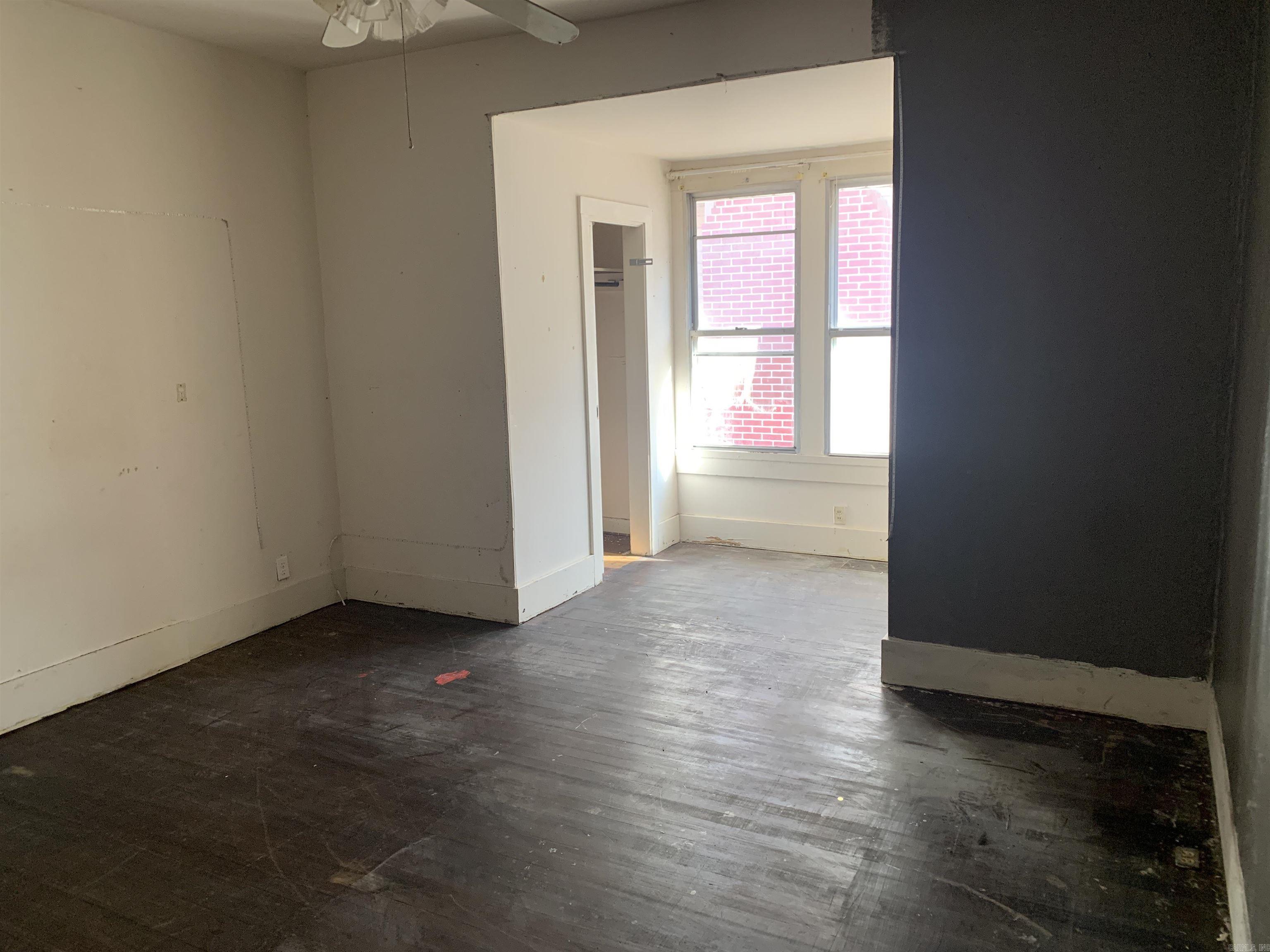 Original Town 06 East - Residential