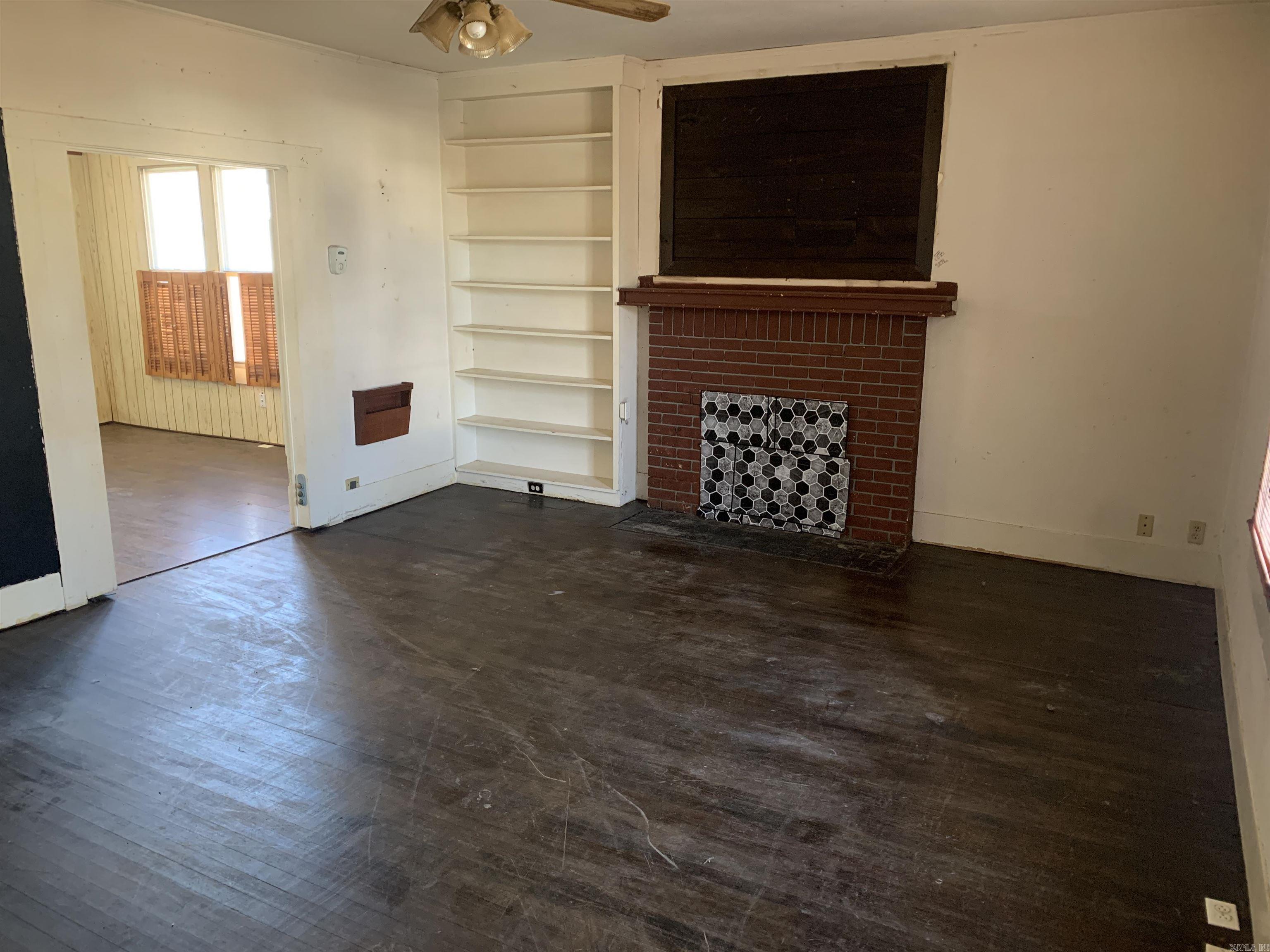 Original Town 06 East - Residential