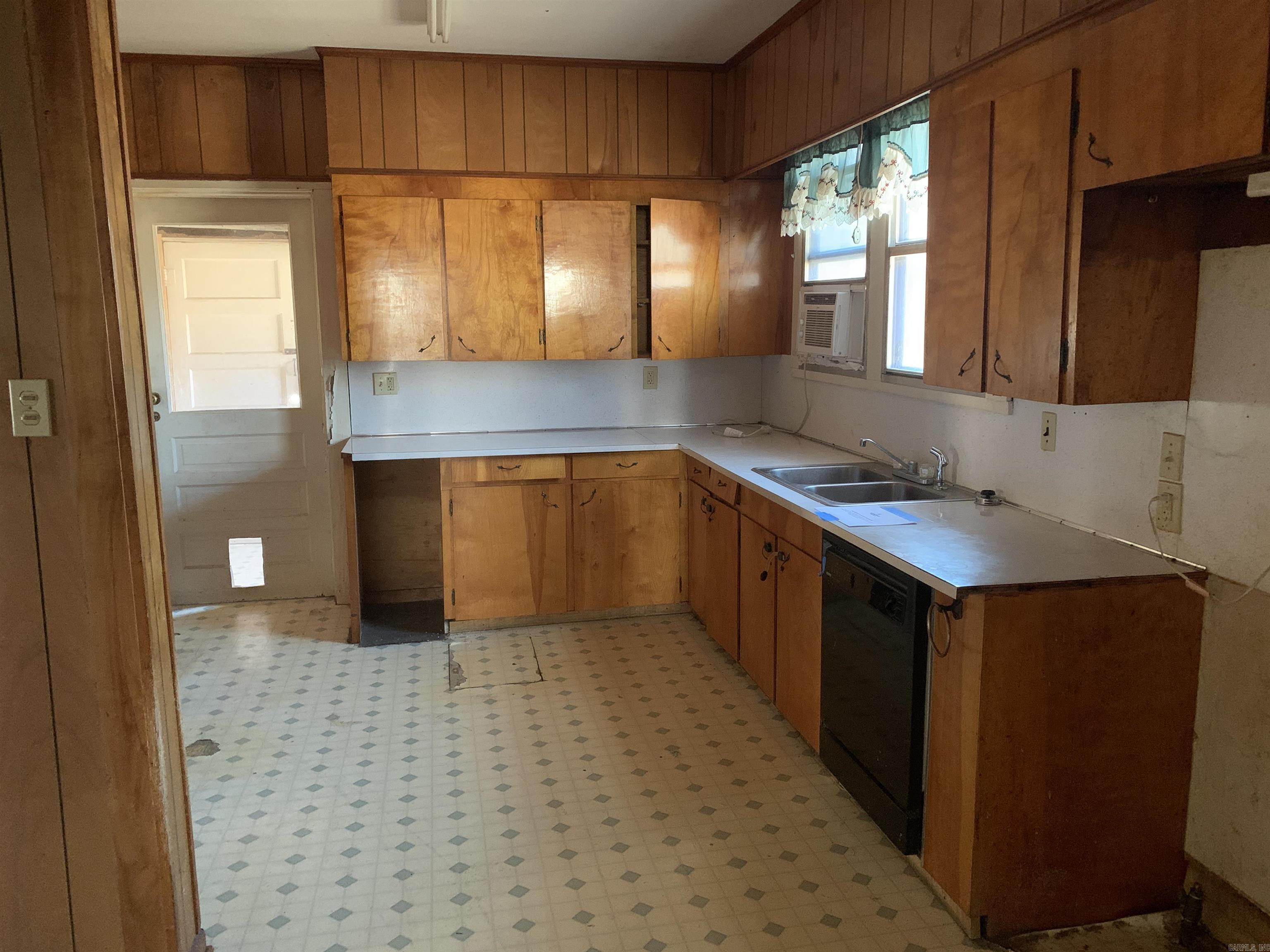 Original Town 06 East - Residential