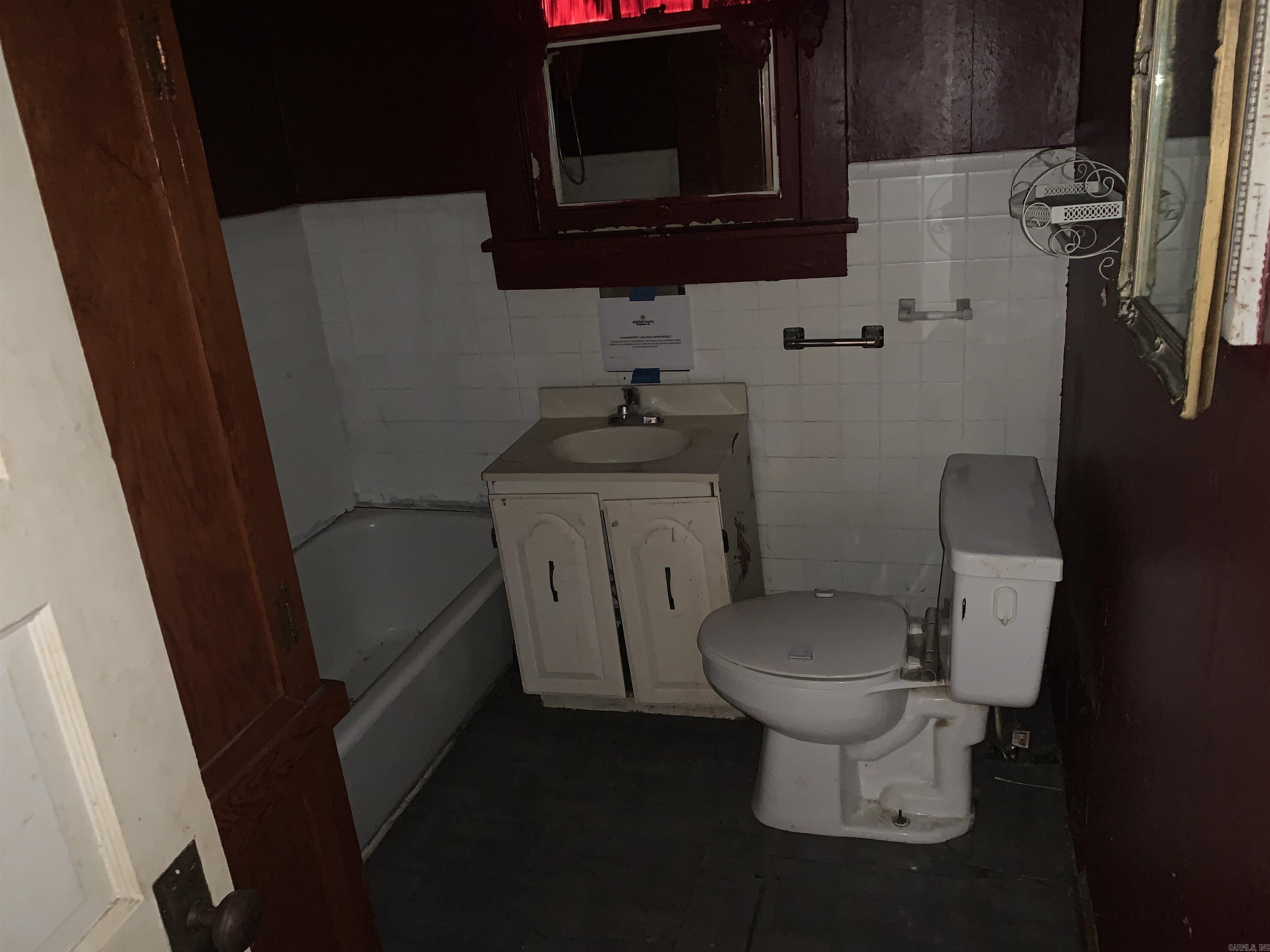 Original Town 06 East - Residential