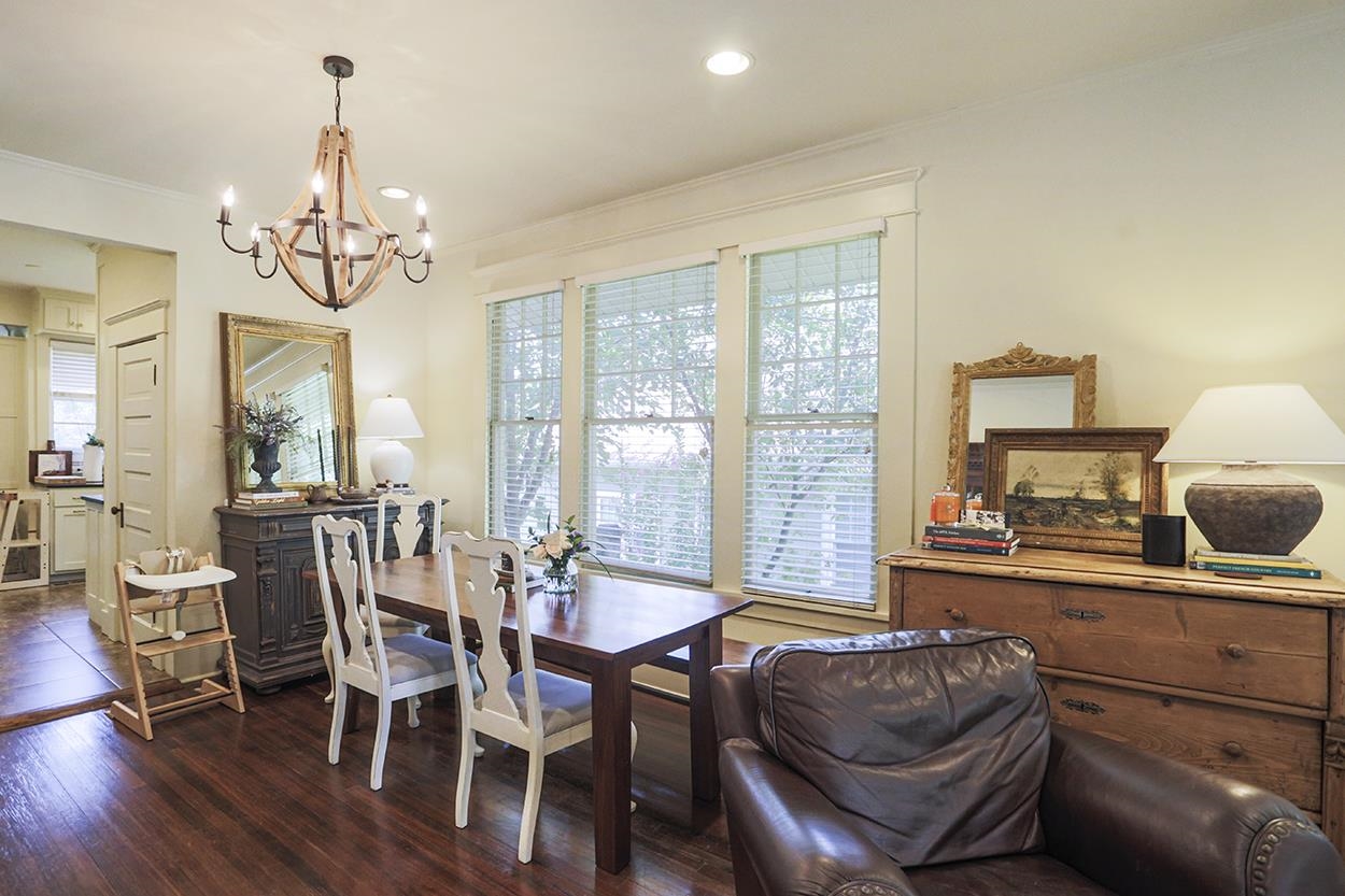 PULASKI HEIGHTS - Residential