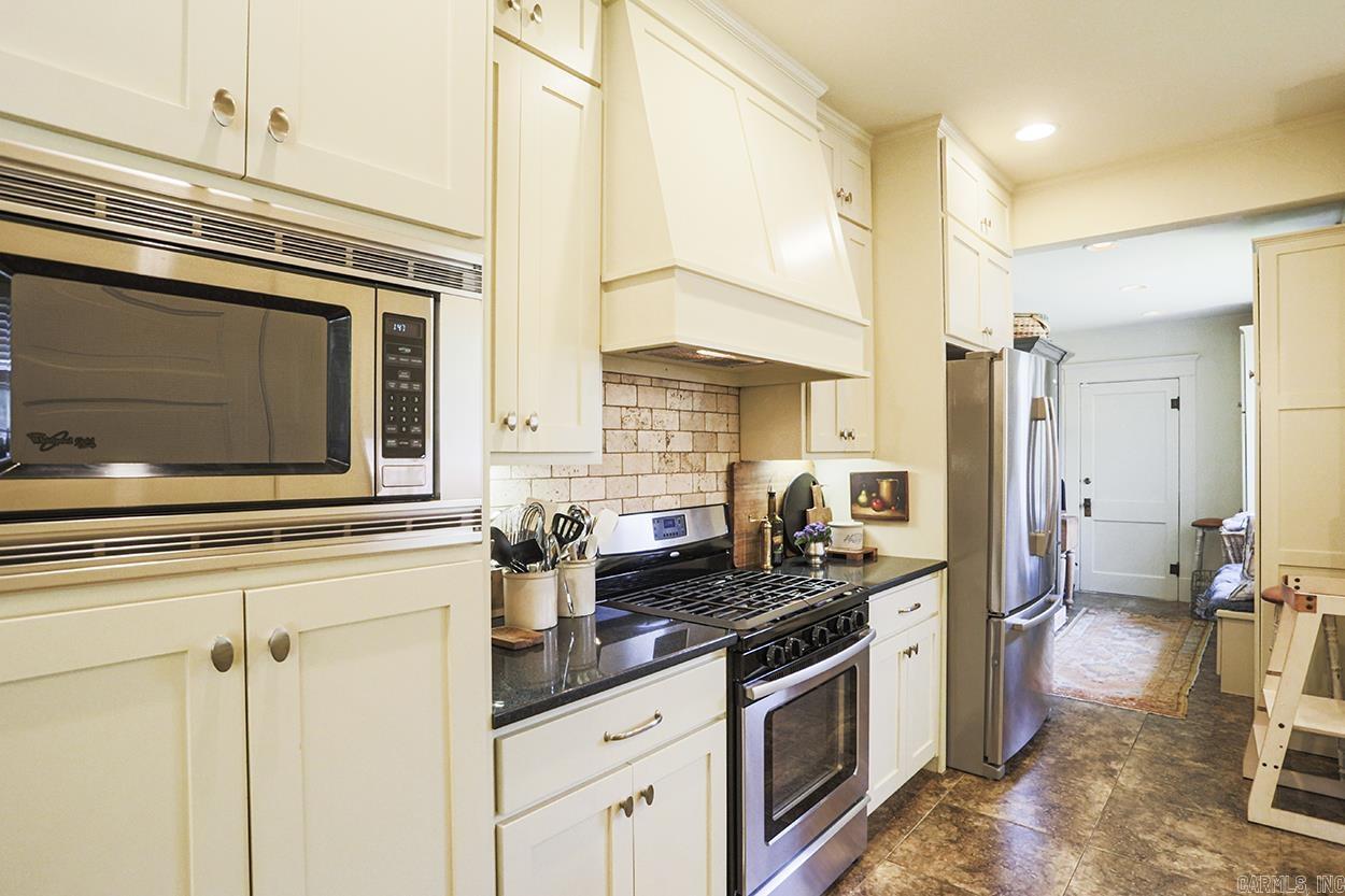 PULASKI HEIGHTS - Residential