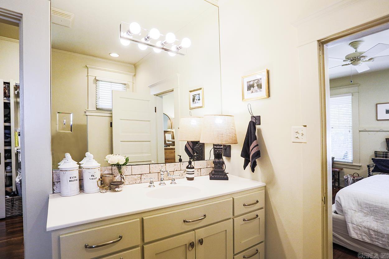 PULASKI HEIGHTS - Residential