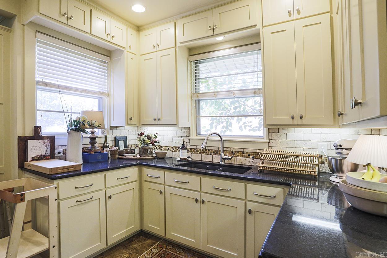 PULASKI HEIGHTS - Residential