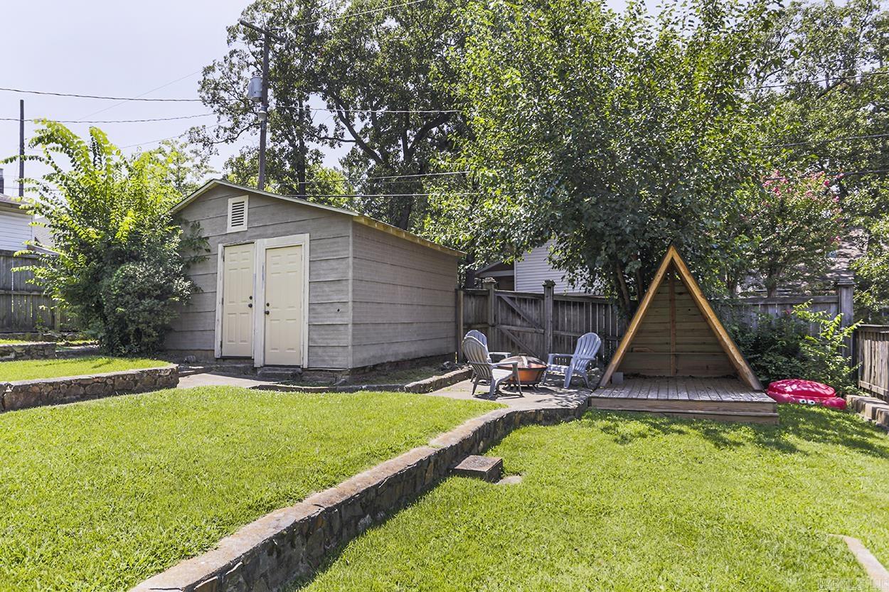 PULASKI HEIGHTS - Residential