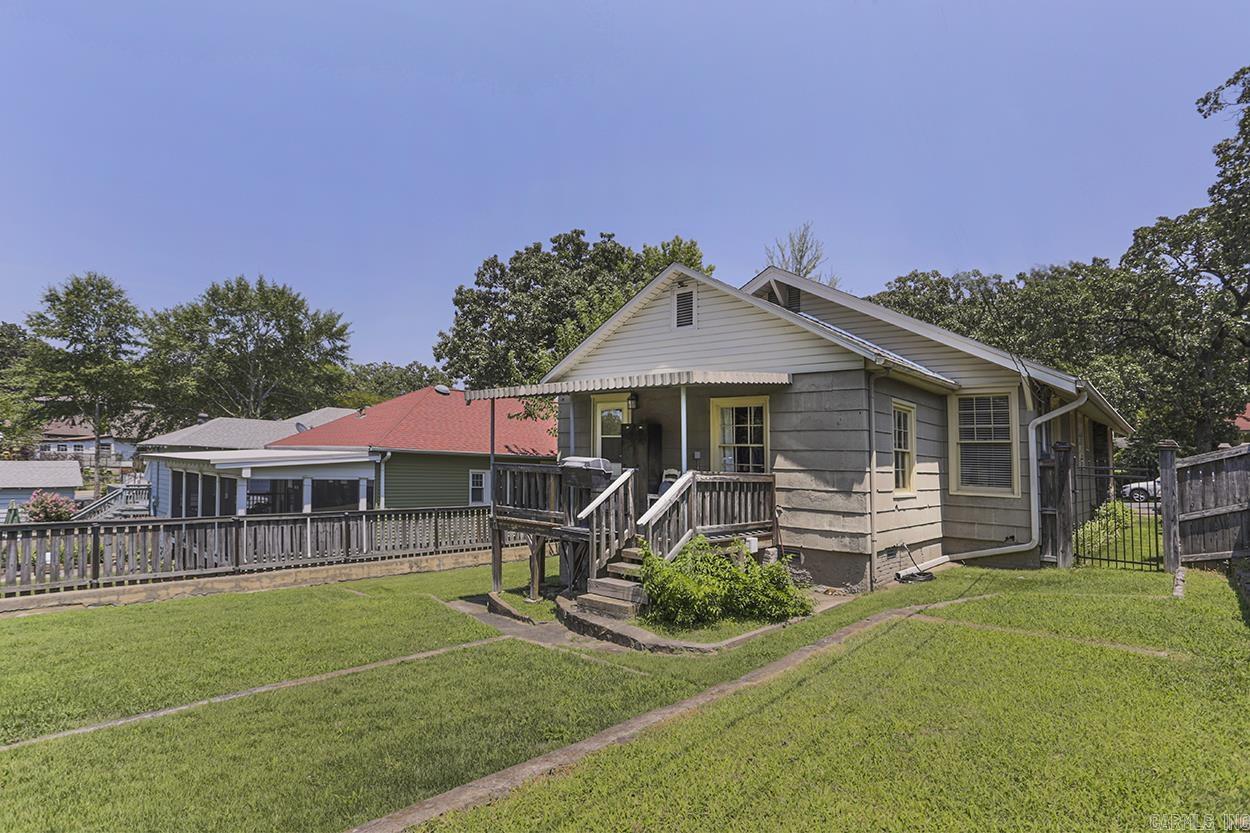 PULASKI HEIGHTS - Residential