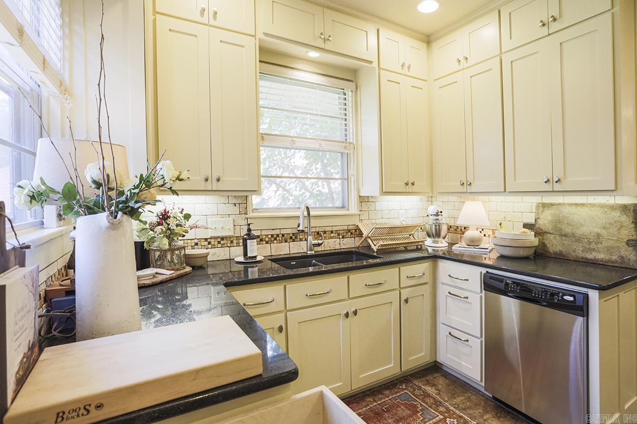 PULASKI HEIGHTS - Residential