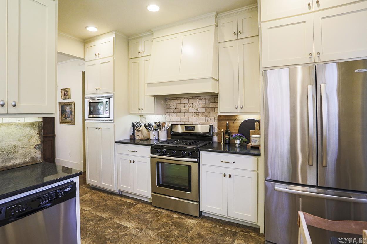 PULASKI HEIGHTS - Residential