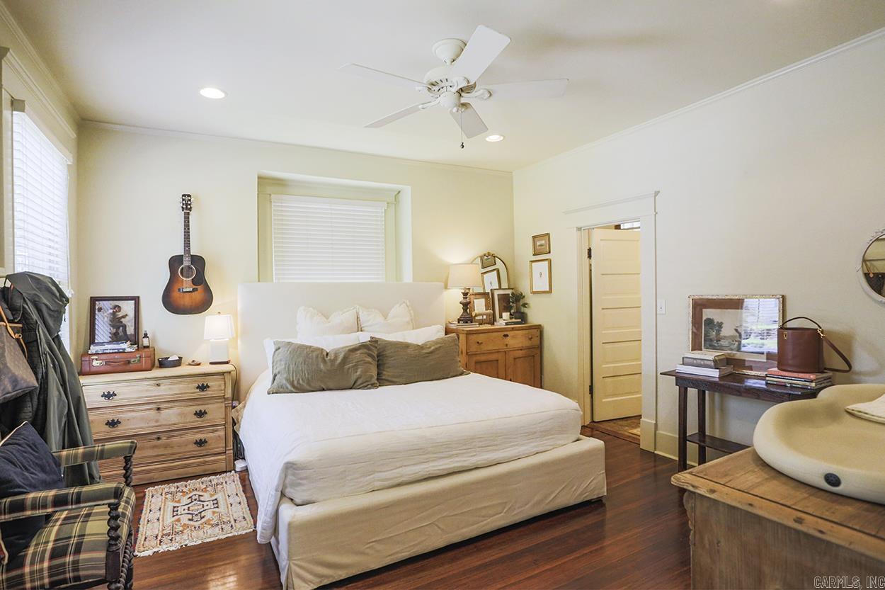 PULASKI HEIGHTS - Residential