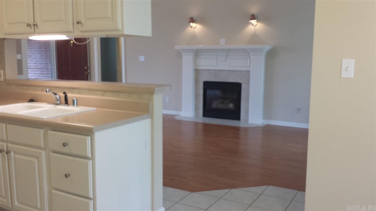 COUNTRY CLUB OF ARK THE - Residential