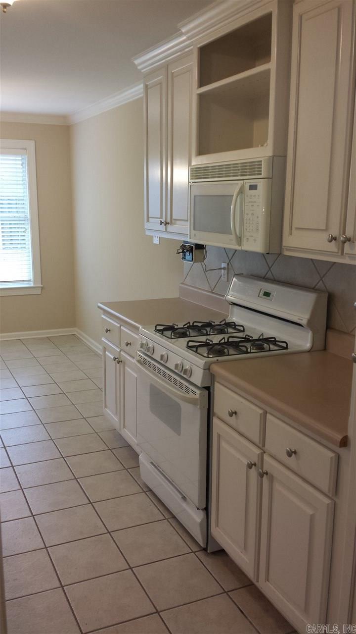 COUNTRY CLUB OF ARK THE - Residential