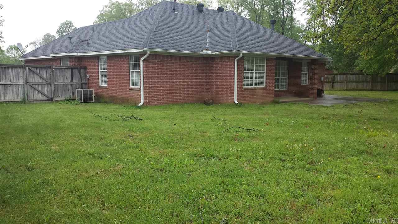 COUNTRY CLUB OF ARK THE - Residential